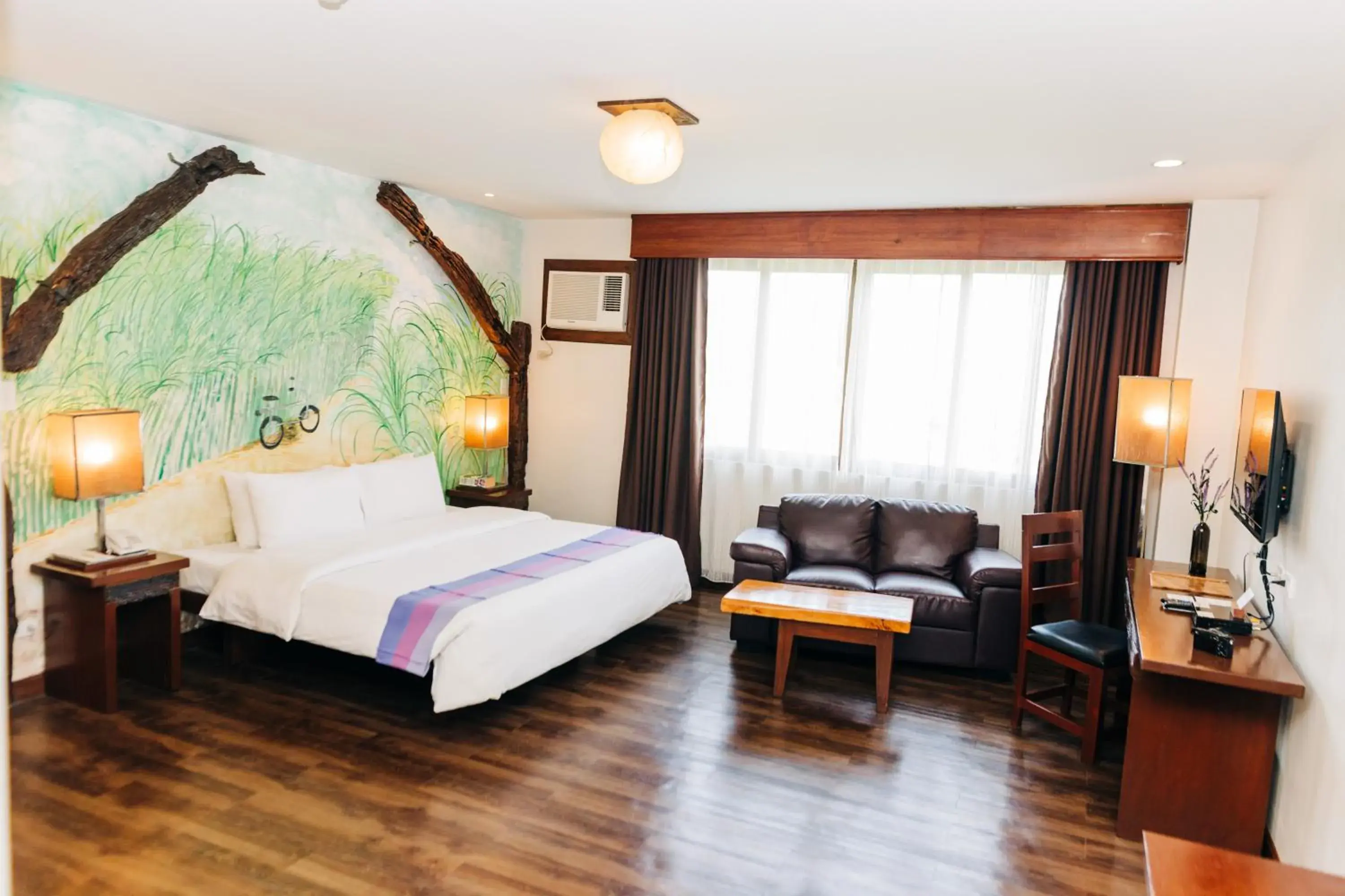 King Room with Mountain View in Nature's Village Resort King Room with Mountain View in Nature's Village Resort