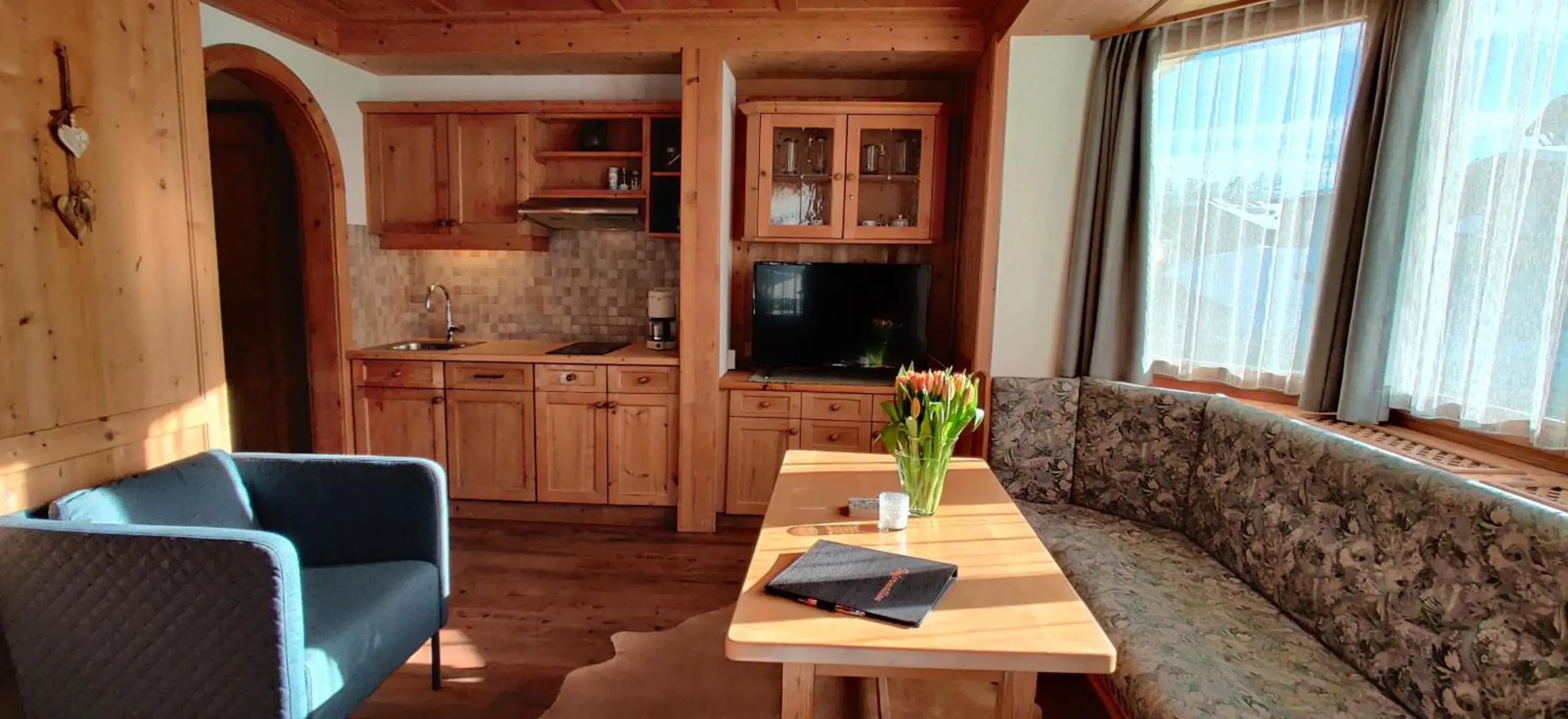 One-Bedroom Apartment with Terrace in Boutiquehotel ZOMM in Seefeld One-Bedroom Apartment with Terrace in Boutiquehotel ZOMM in Seefeld