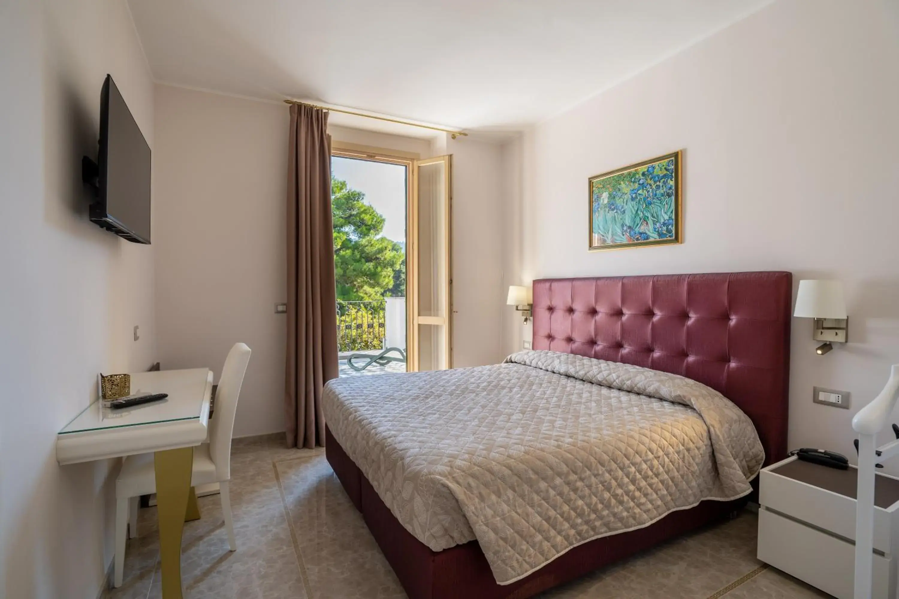 Double or Twin Room with Terrace in Park Hotel Villa Maria Double or Twin Room with Terrace in Park Hotel Villa Maria