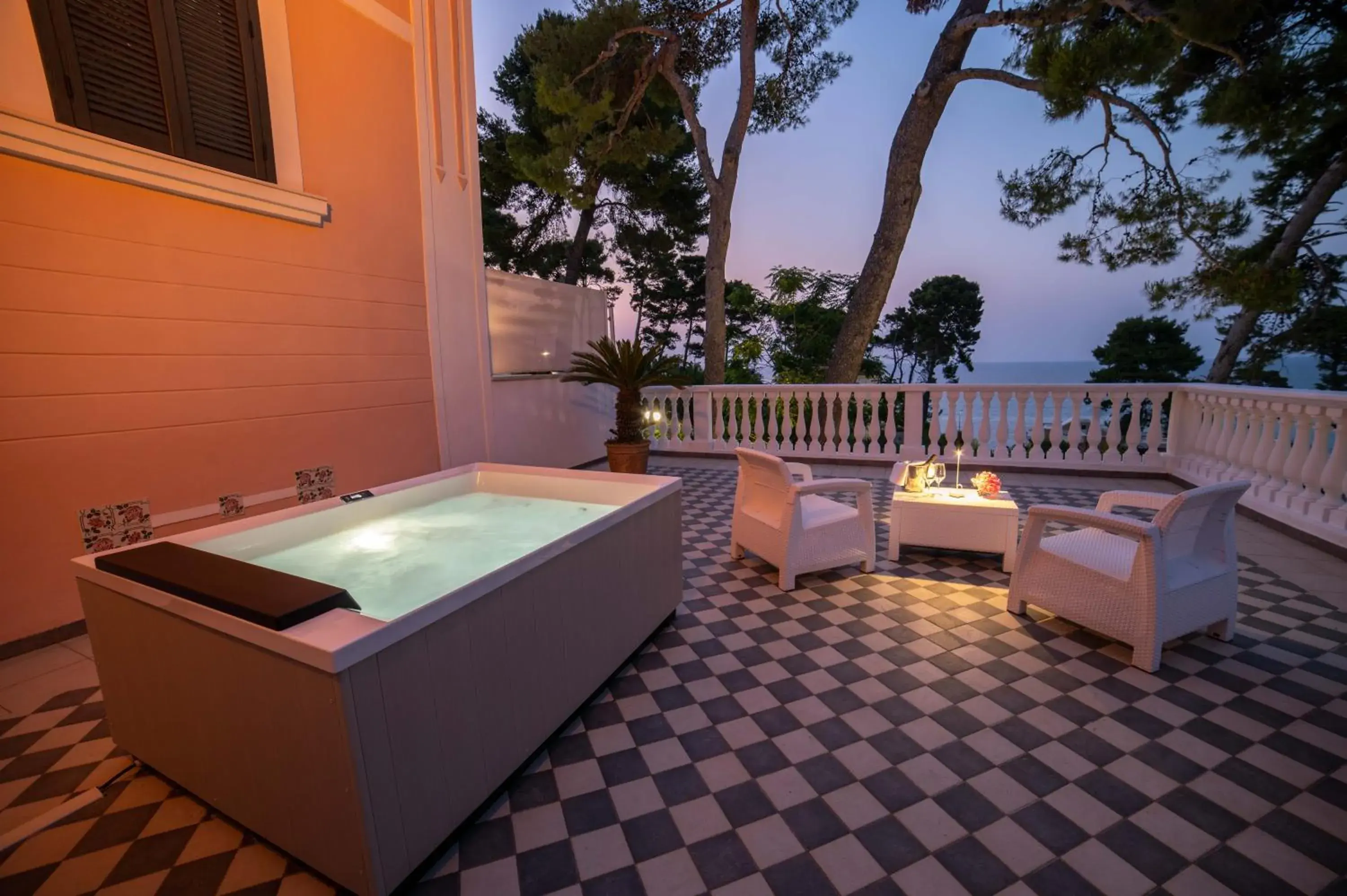 Suite with Terrace (4 Adults) in Park Hotel Villa Maria Suite with Terrace (4 Adults) in Park Hotel Villa Maria