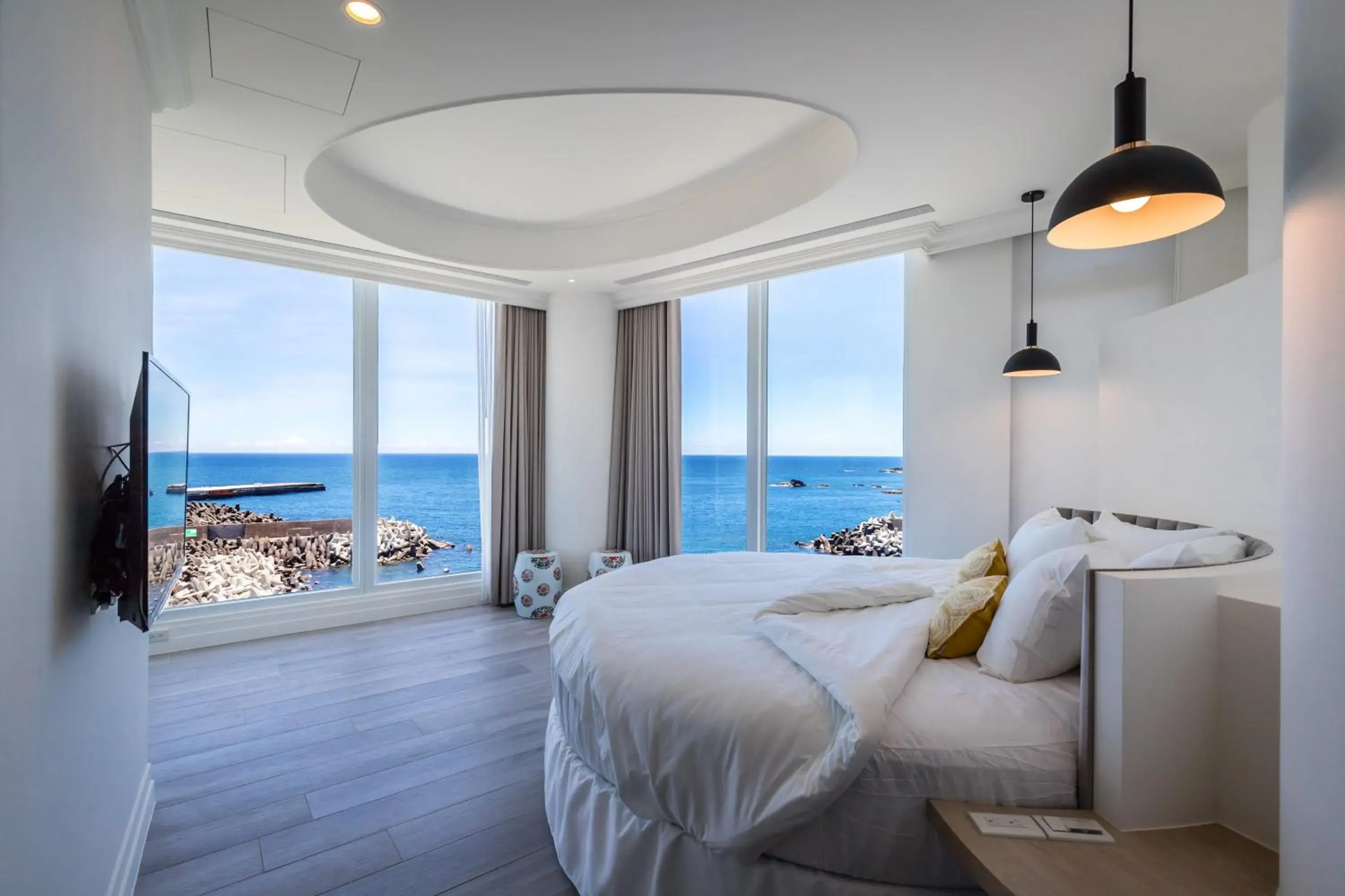 Deluxe Double Room with Sea View in Brighthouse Deluxe Double Room with Sea View in Brighthouse