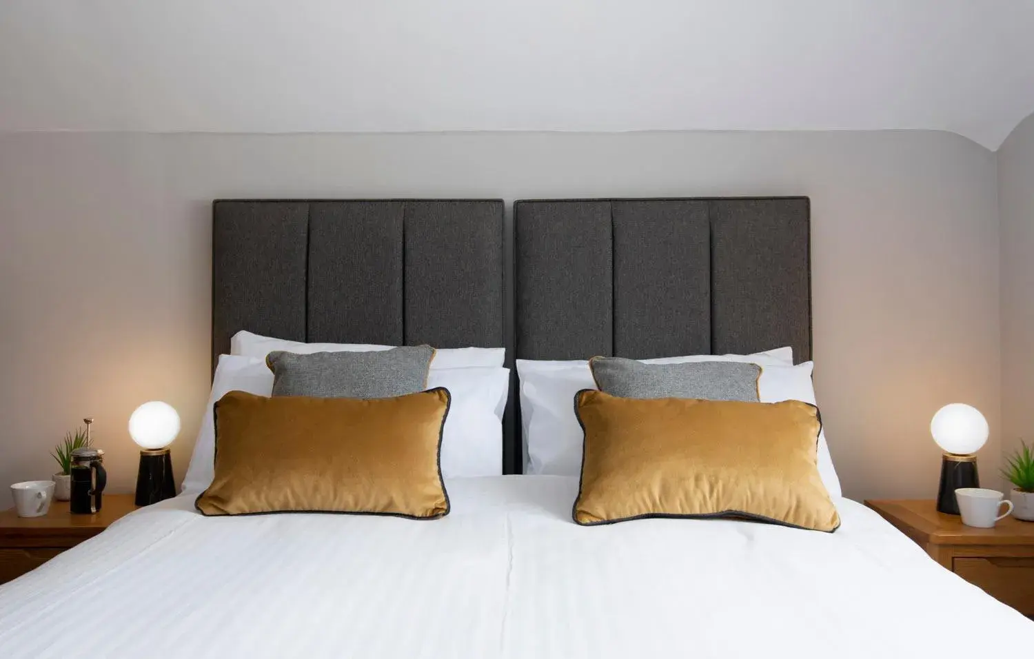 Standard Single Room in Lakeview Manor Standard Single Room in Lakeview Manor