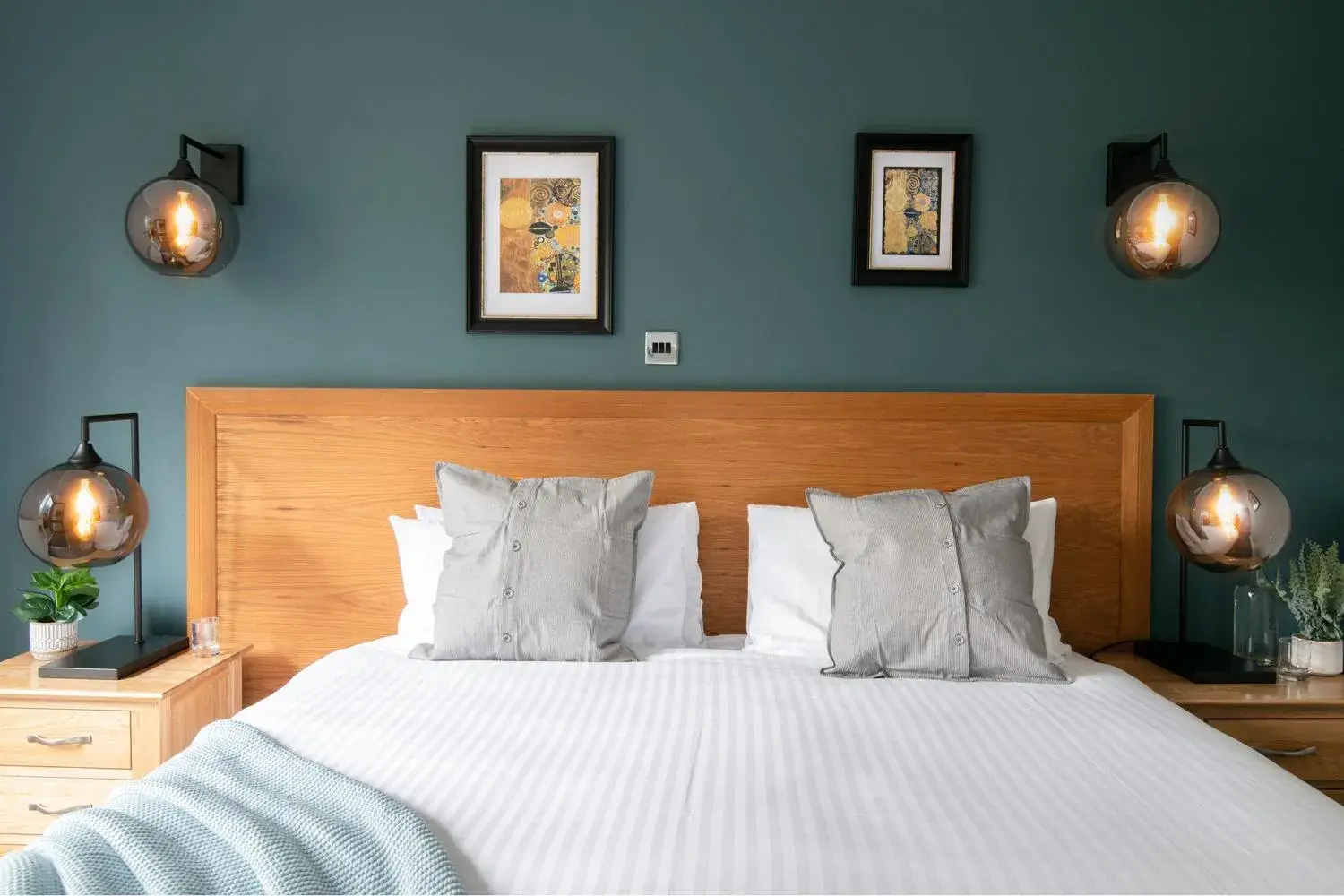 Executive Double Room in Lakeview Manor Executive Double Room in Lakeview Manor