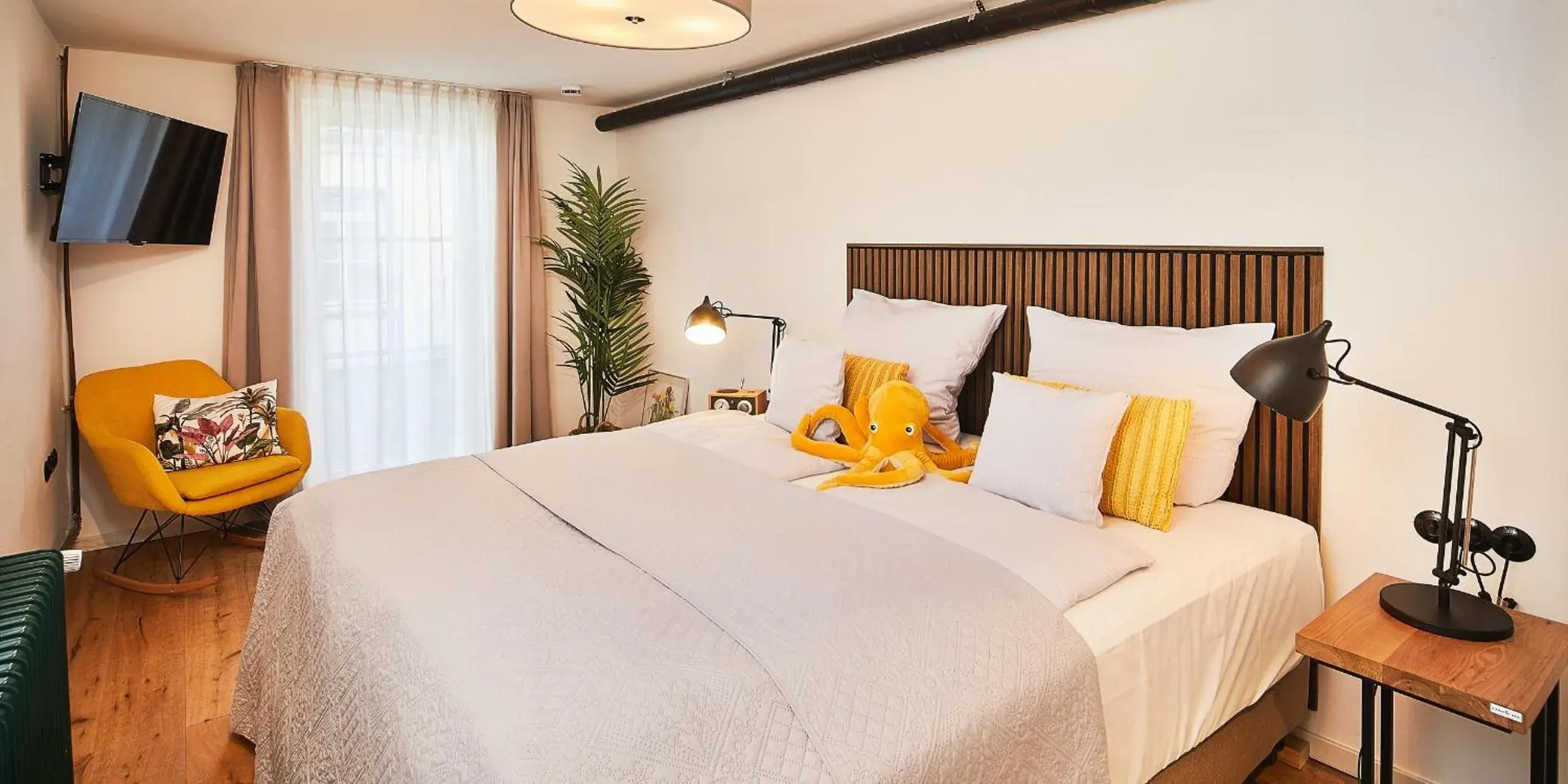 Double Room with Balcony - single occupancy in Weinforum Franken Hotel & Restaurant Double Room with Balcony - single occupancy in Weinforum Franken Hotel & Restaurant