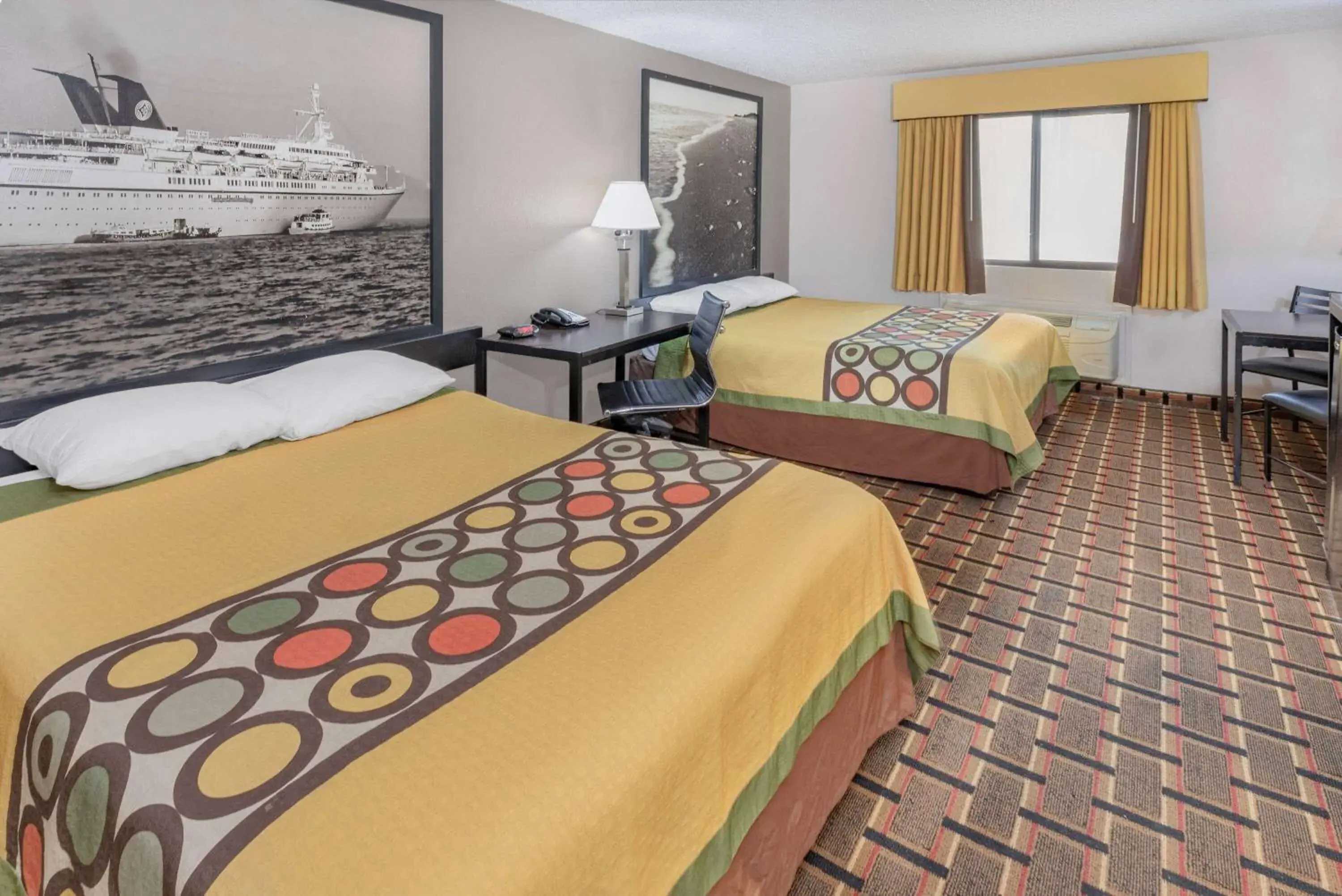 Studio Suite with Two Queen Beds - Non-Smoking in Super 8 by Wyndham League City Kemah Area Studio Suite with Two Queen Beds - Non-Smoking in Super 8 by Wyndham League City Kemah Area