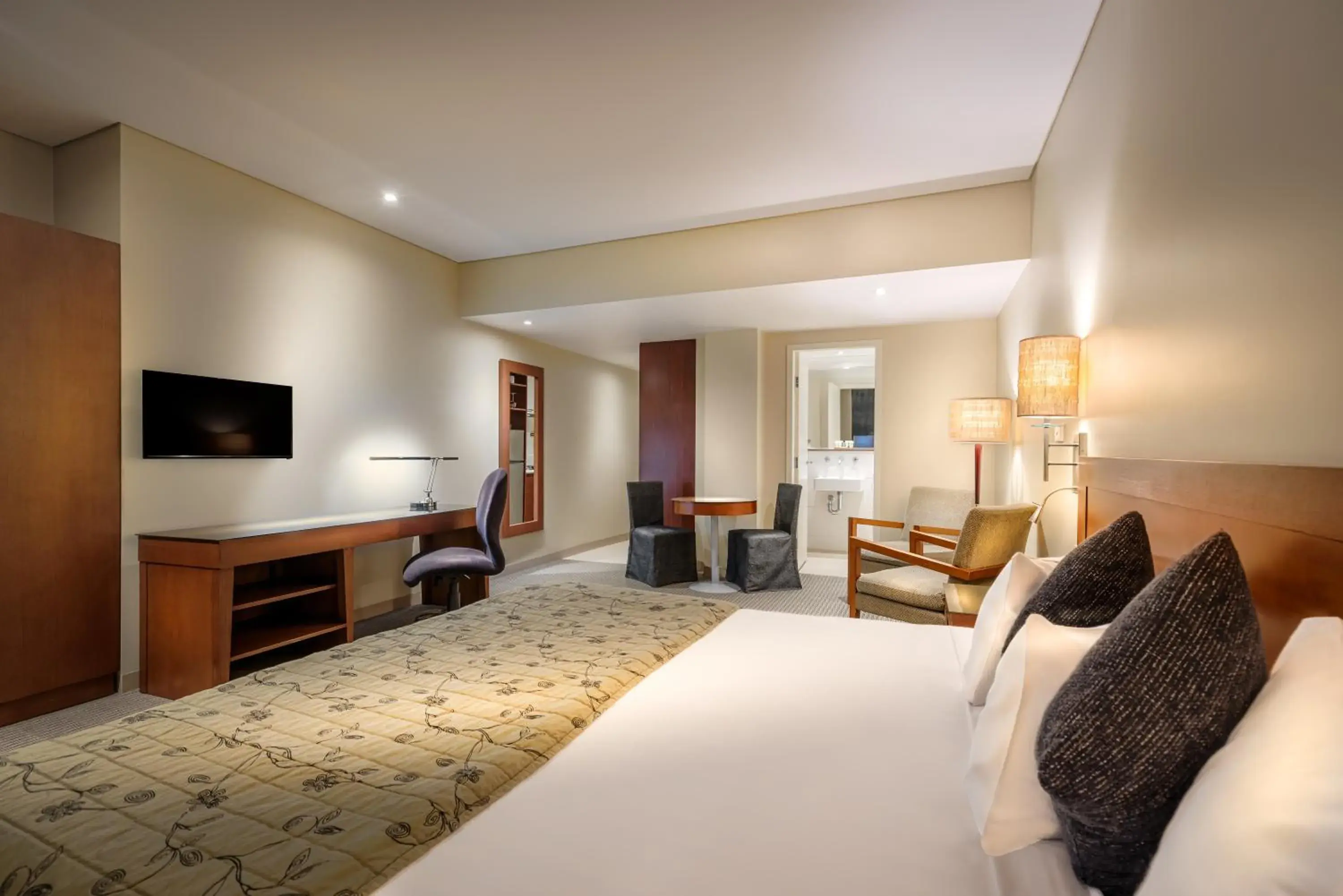 Studio Apartment in Batman's Hill on Collins Studio Apartment in Batman's Hill on Collins