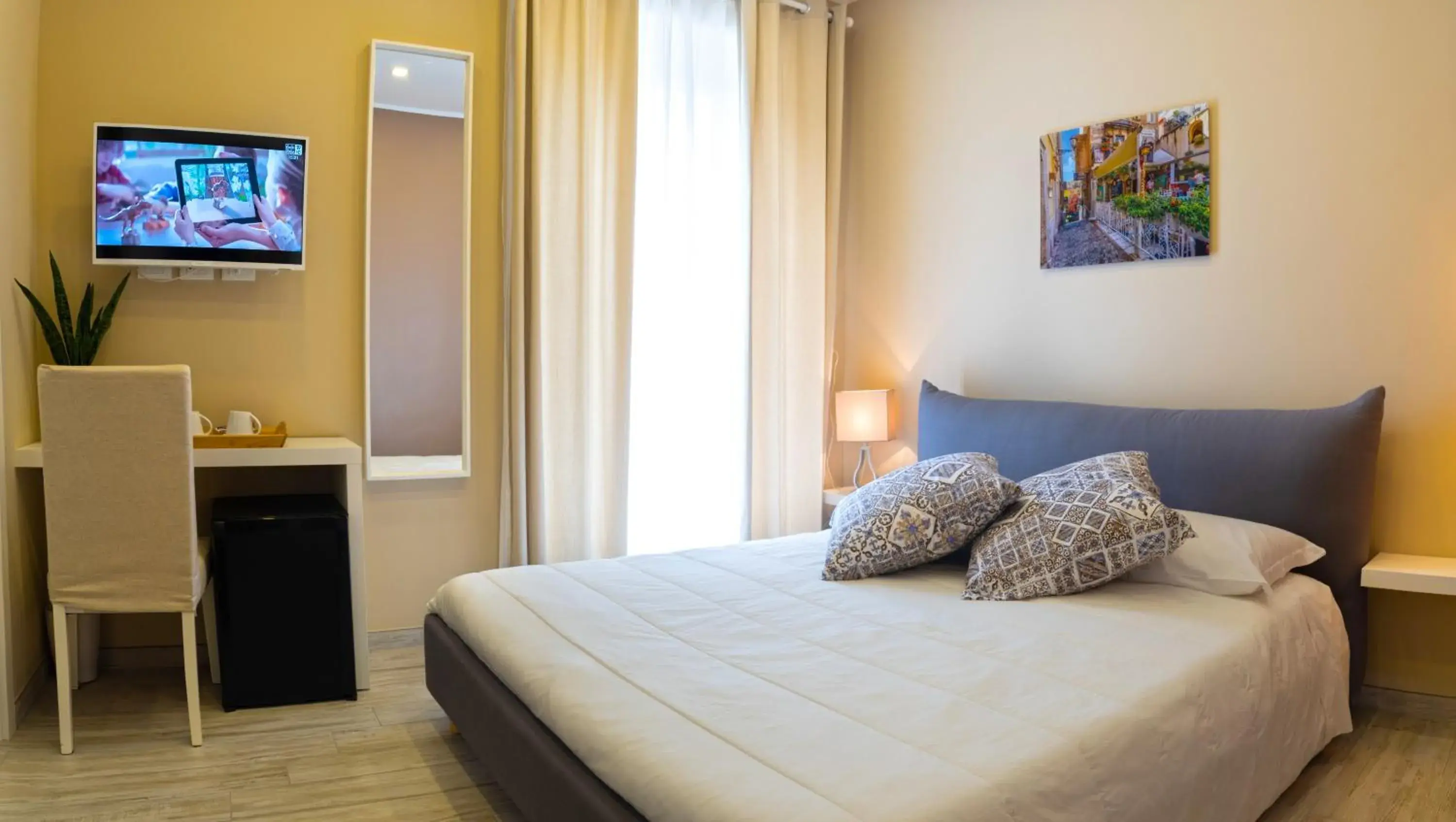 Deluxe Room in Taormina Bedda Rooms Deluxe Room in Taormina Bedda Rooms