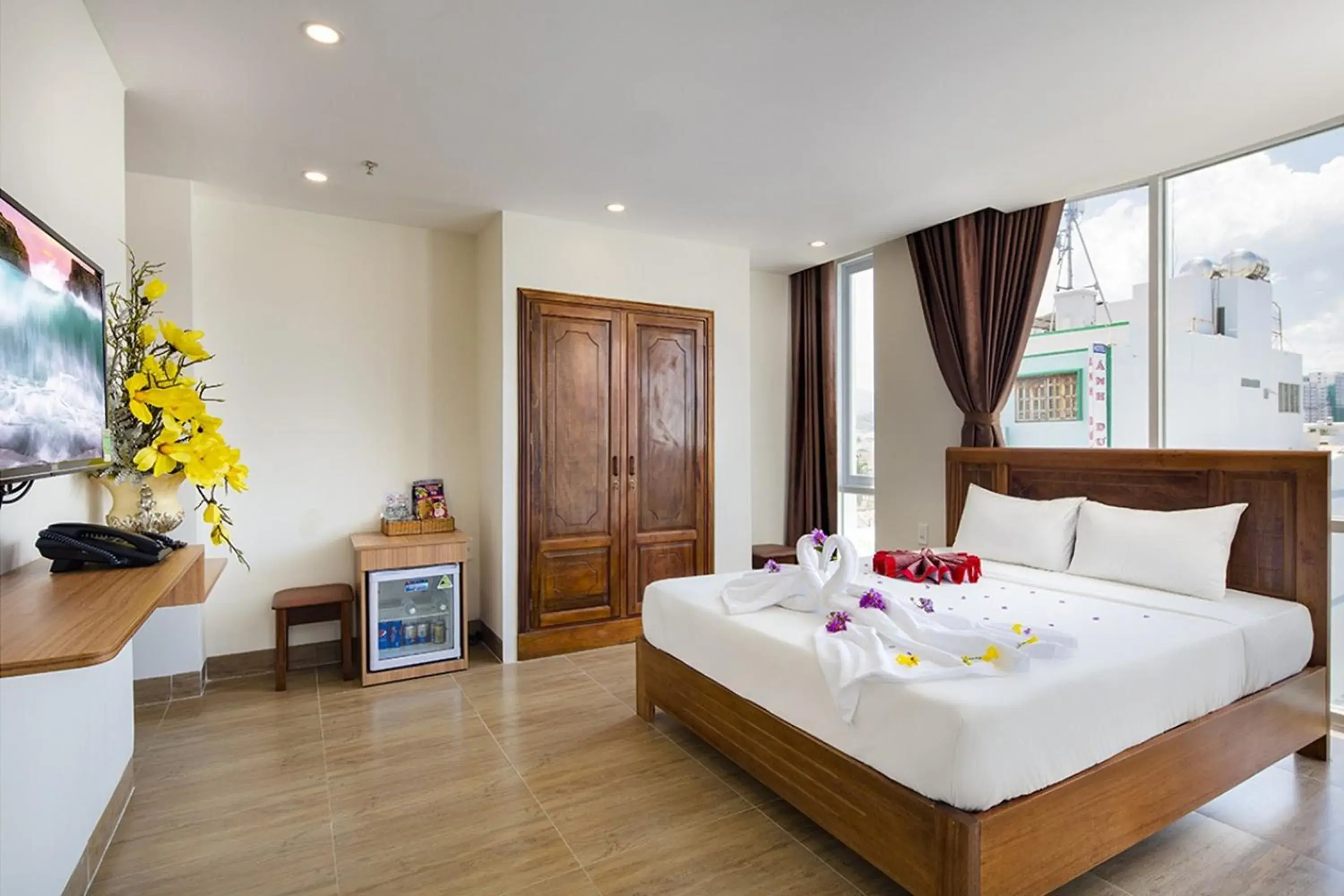 Deluxe Double Room in Truong Thinh Hotel Deluxe Double Room in Truong Thinh Hotel