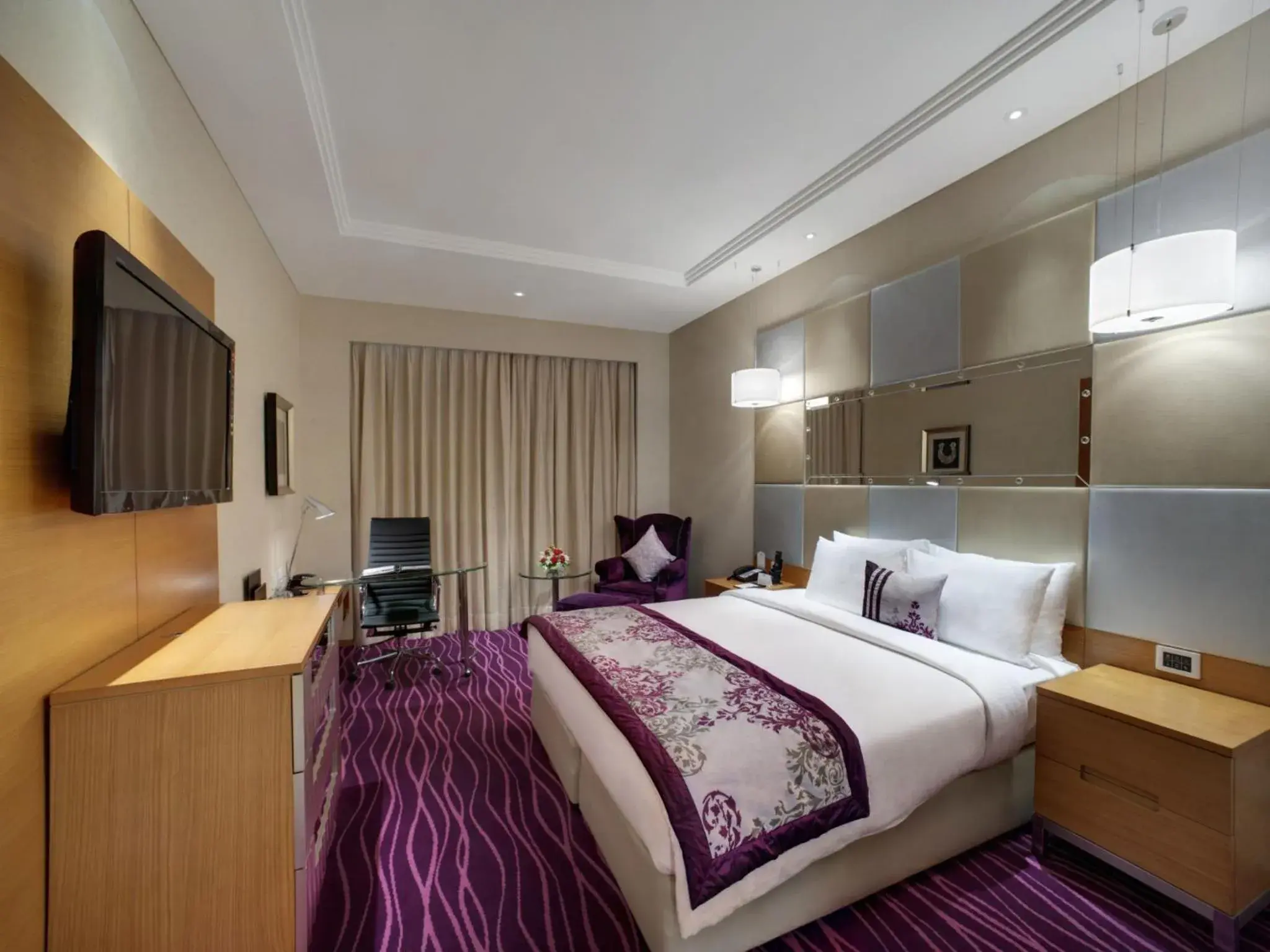 Deluxe Double Room - single occupancy - 10% Discount Buffet Breakfast Rates in Orange Megastructure LLP Deluxe Double Room - single occupancy - 10% Discount Buffet Breakfast Rates in Orange Megastructure LLP