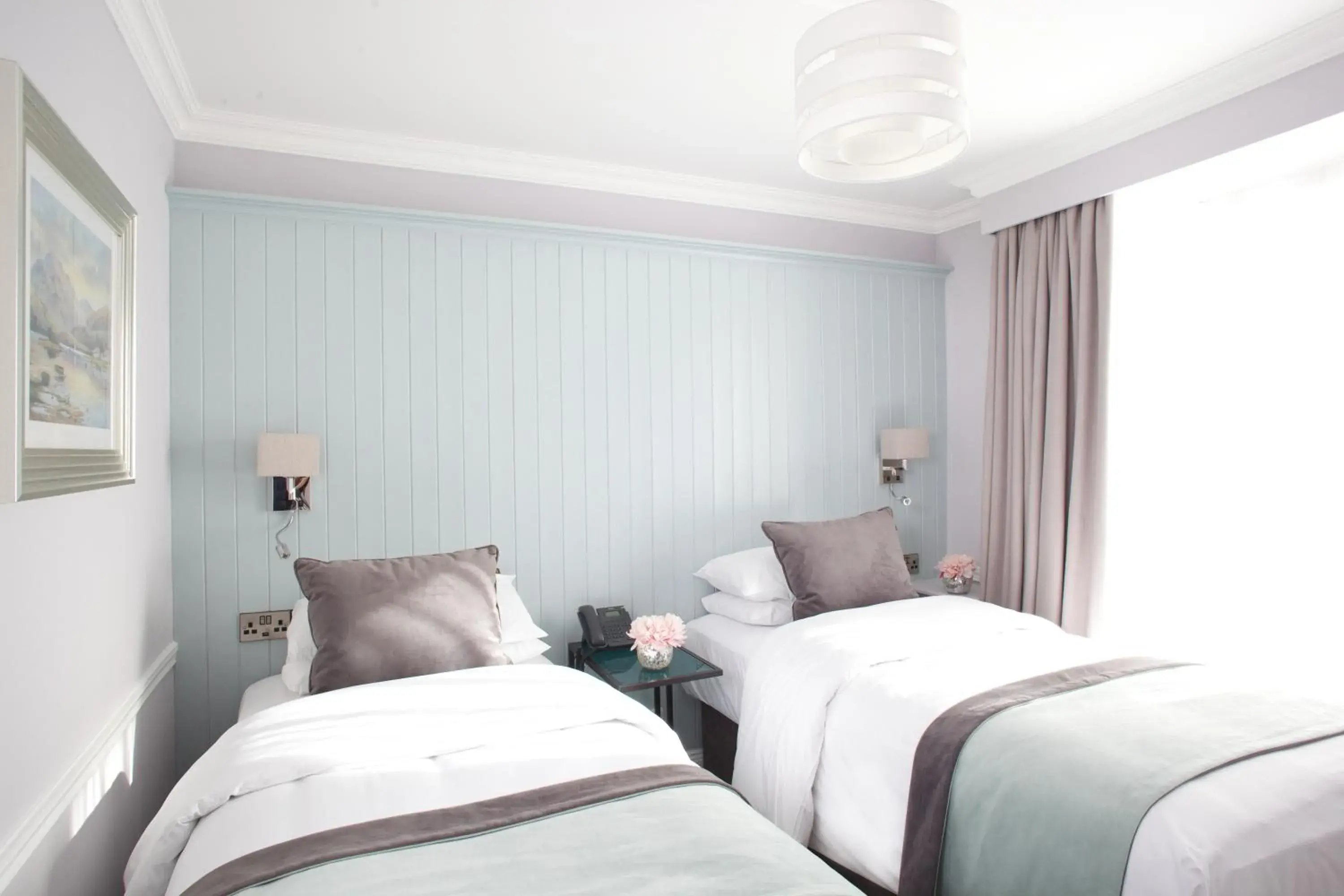 Twin Room in Hayes Hotel Twin Room in Hayes Hotel