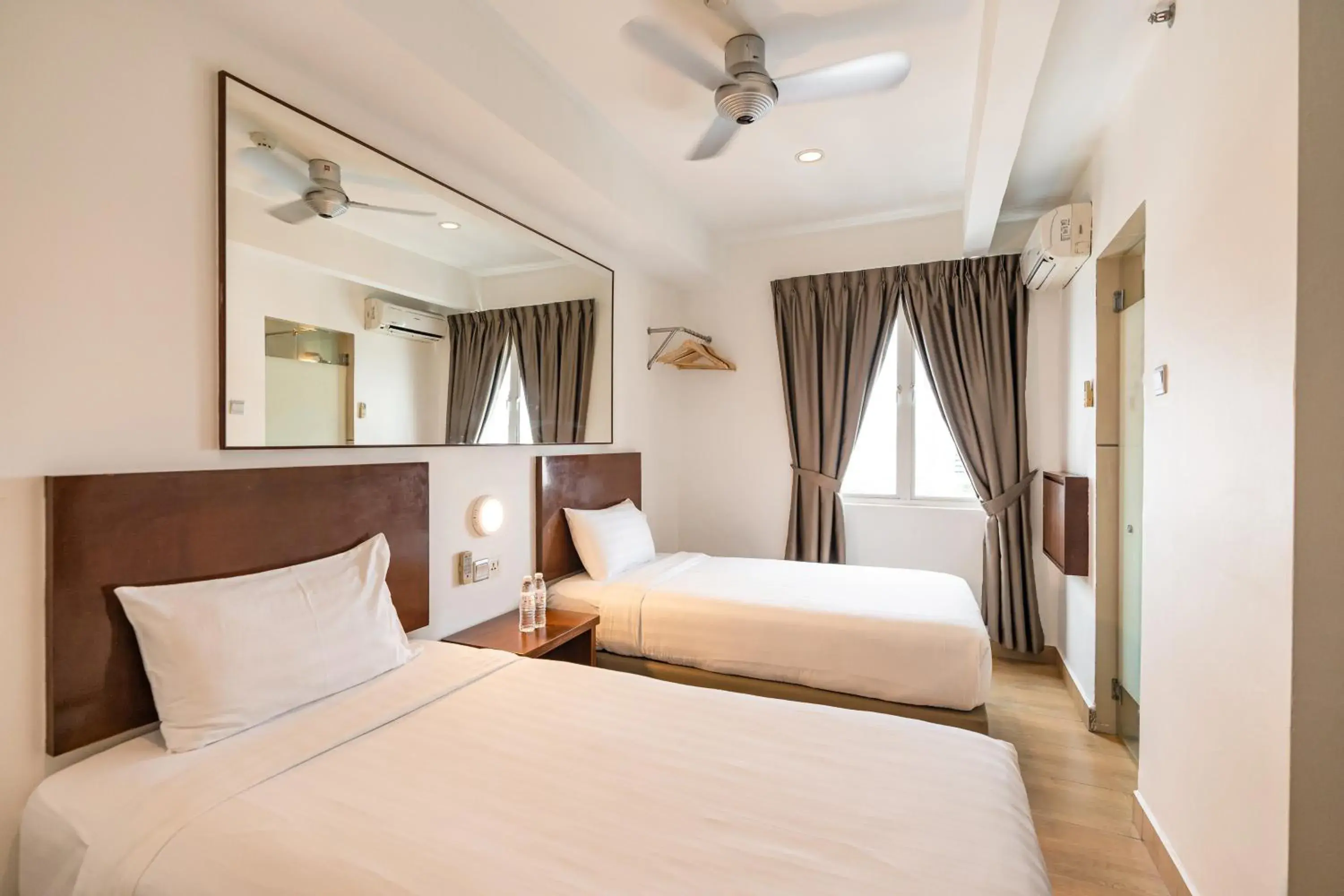 Twin Room in Tune Hotel Georgetown Penang Twin Room in Tune Hotel Georgetown Penang