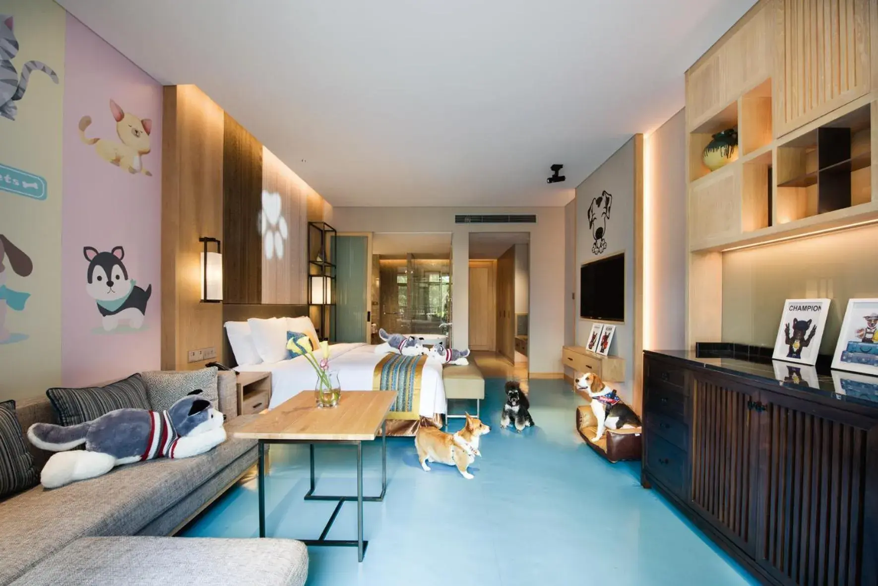 Standard Twin Room with Garden View in Crowne Plaza - Kunming Ancient Dian Town by IHG Standard Twin Room with Garden View in Crowne Plaza - Kunming Ancient Dian Town by IHG