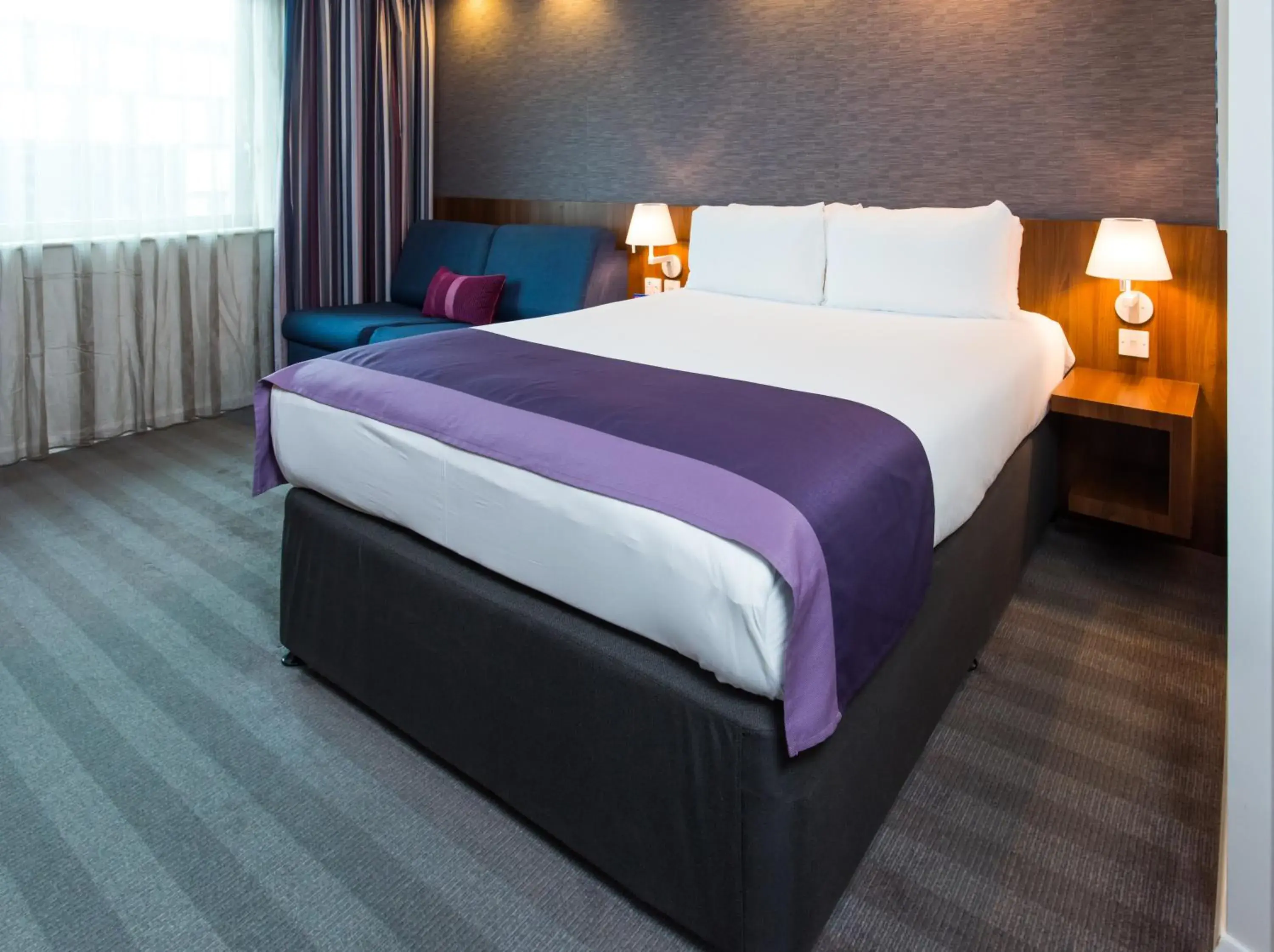 Standard Double Room with Free Hot Breakfast in Holiday Inn Express Lincoln City Centre by IHG Standard Double Room with Free Hot Breakfast in Holiday Inn Express Lincoln City Centre by IHG