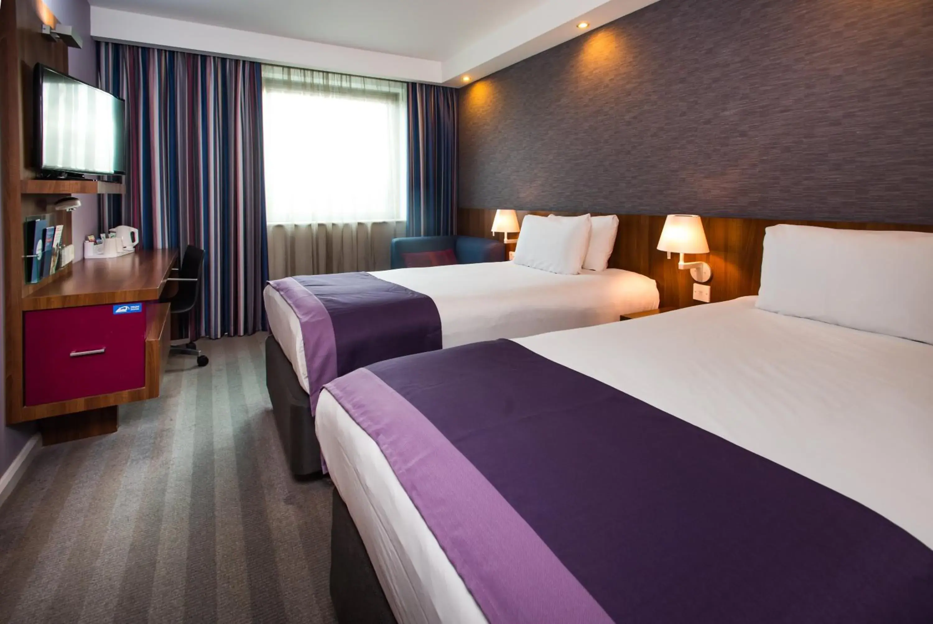 Standard Twin Room with Free Hot Breakfast in Holiday Inn Express Lincoln City Centre by IHG Standard Twin Room with Free Hot Breakfast in Holiday Inn Express Lincoln City Centre by IHG