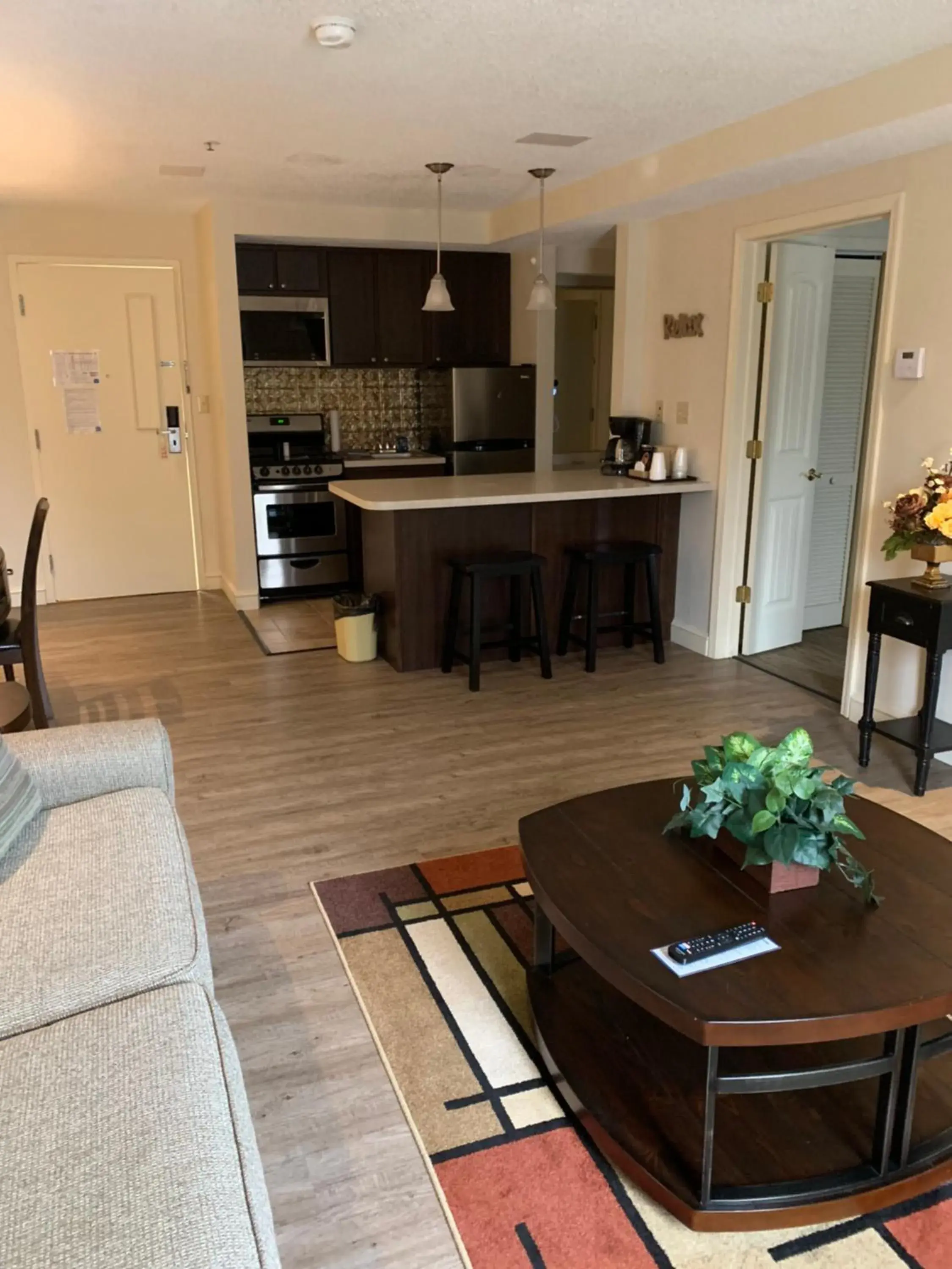 Deluxe Suite in McCoy's Inn Deluxe Suite in McCoy's Inn