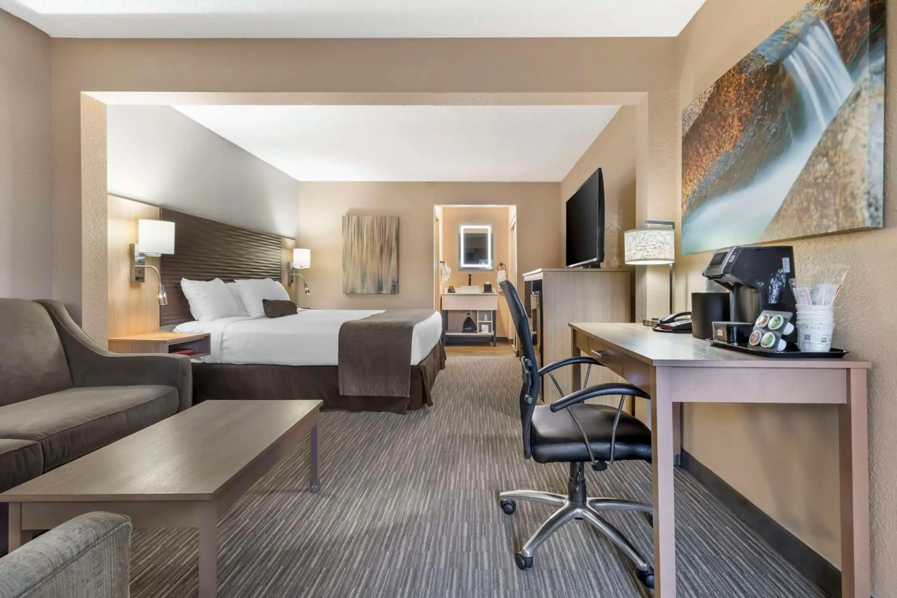 Large King Suite with Sofa Bed - Non-Smoking in Best Western Plus Landing View Inn & Suites Large King Suite with Sofa Bed - Non-Smoking in Best Western Plus Landing View Inn & Suites