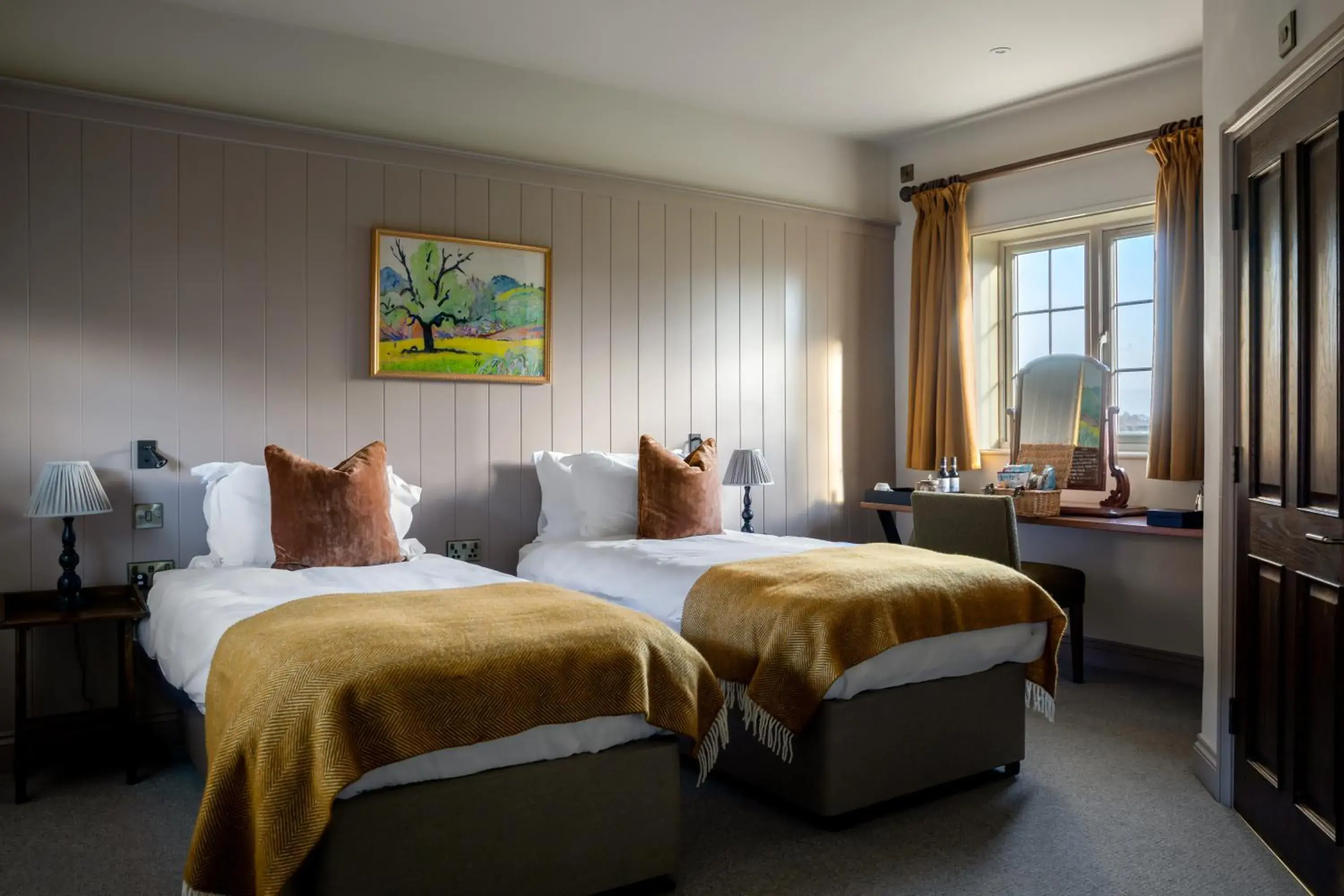 Standard Twin Room in Bedford Arms Hotel Standard Twin Room in Bedford Arms Hotel