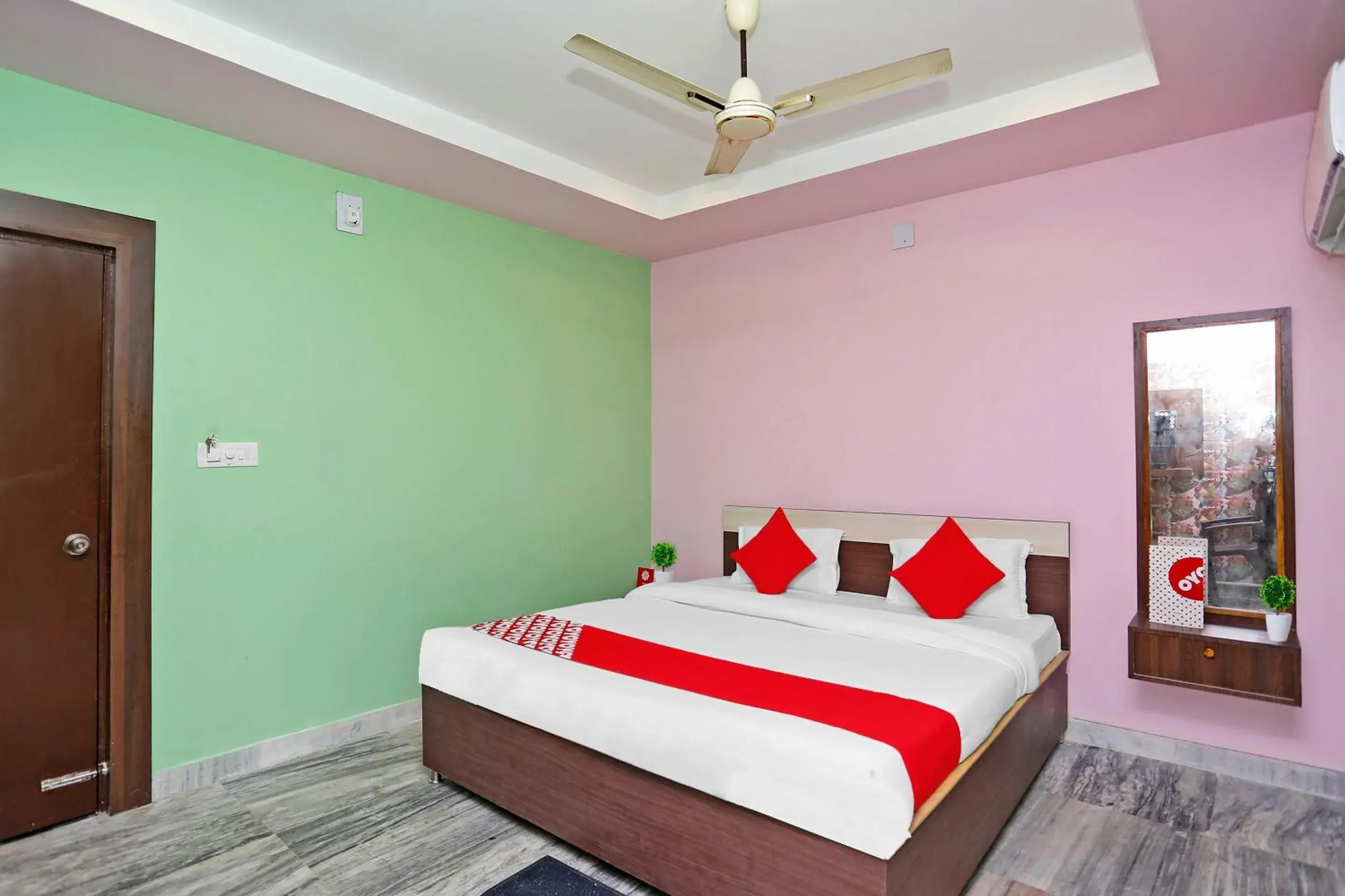 Classic Triple Room - single occupancy in Super Collection O Aryan hotel Classic Triple Room - single occupancy in Super Collection O Aryan hotel