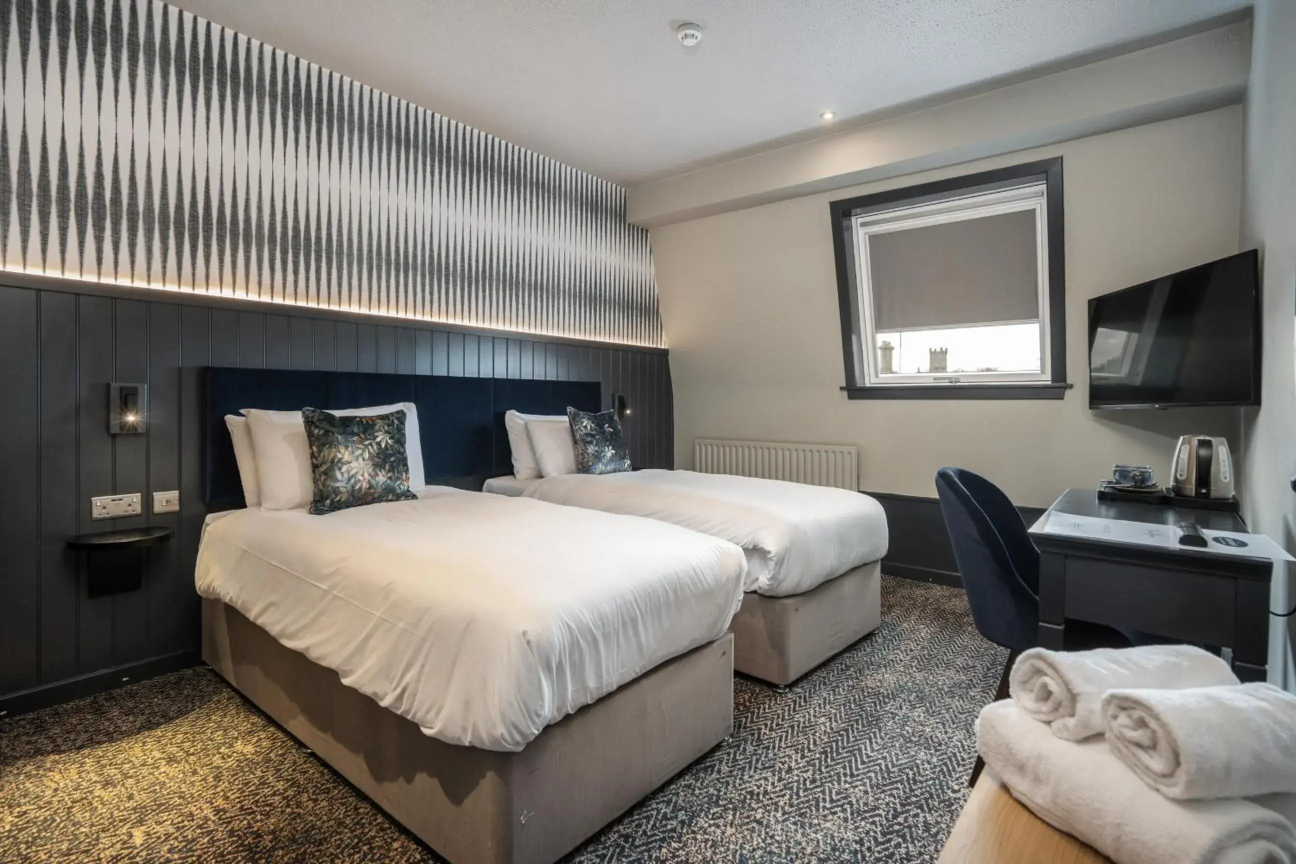 King Room in The Coachman Hotel King Room in The Coachman Hotel