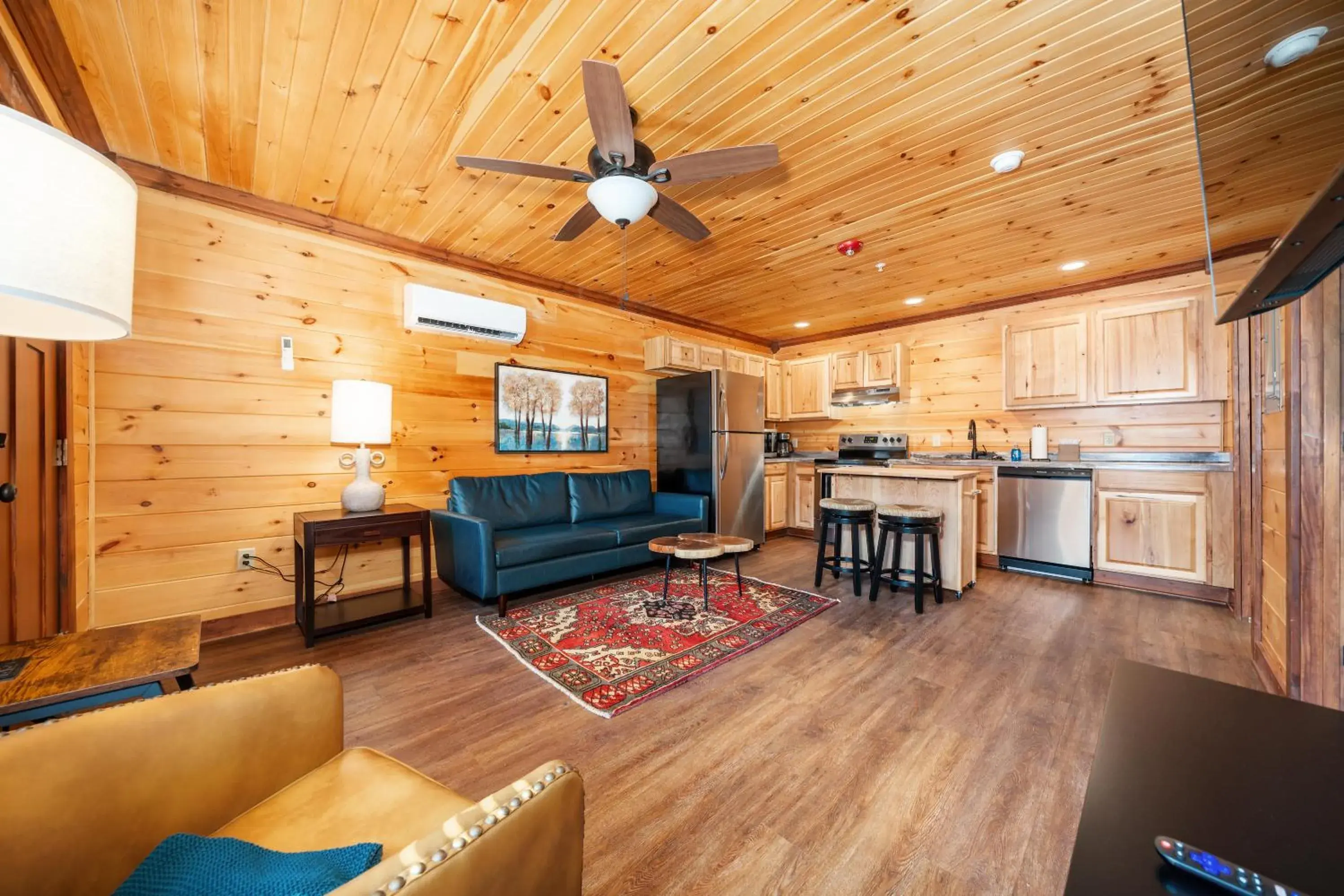 King Suite - single occupancy in Best Court King Suite - single occupancy in Best Court