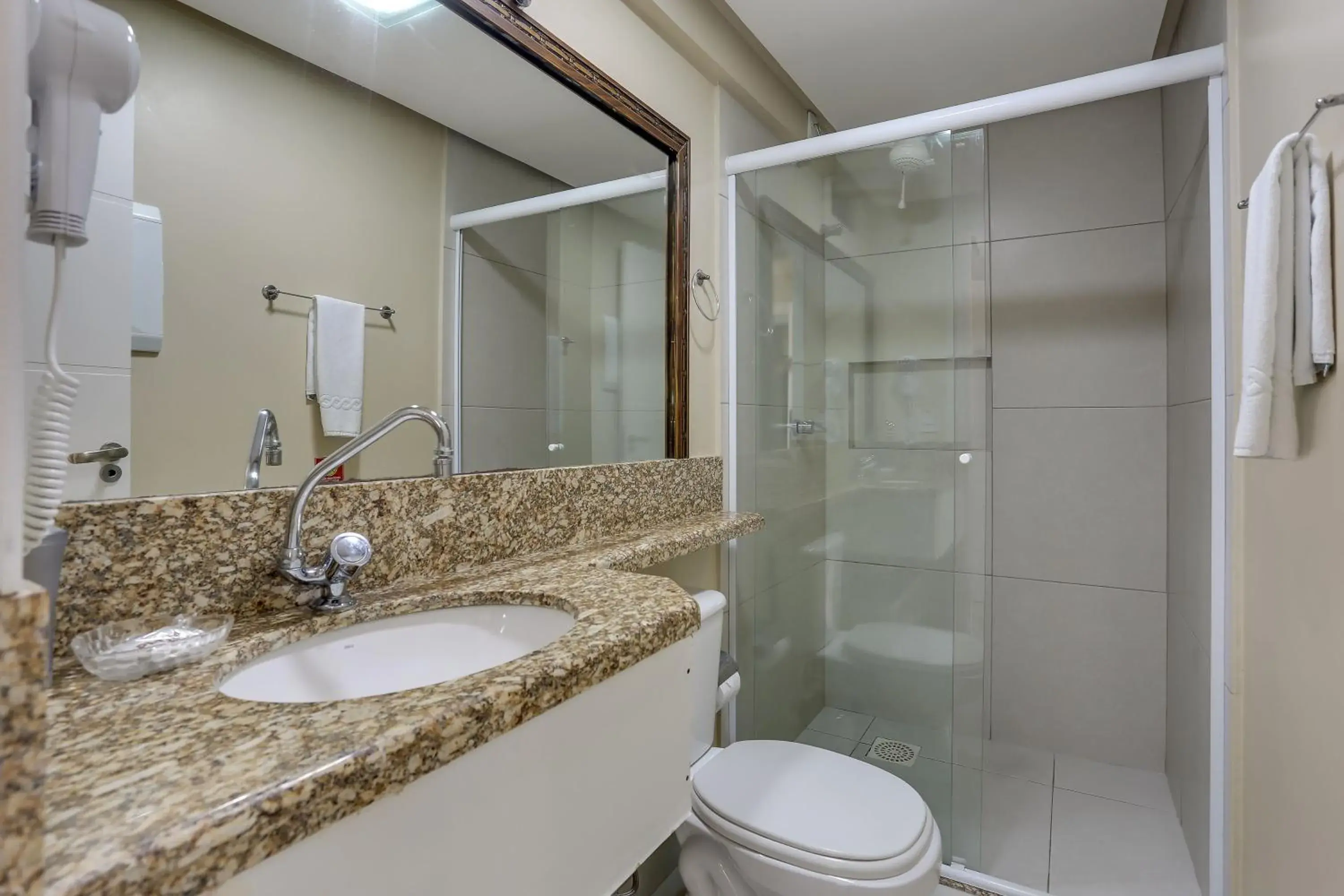 One-Bedroom Apartment with Garden View in Flat Pietra One-Bedroom Apartment with Garden View in Flat Pietra