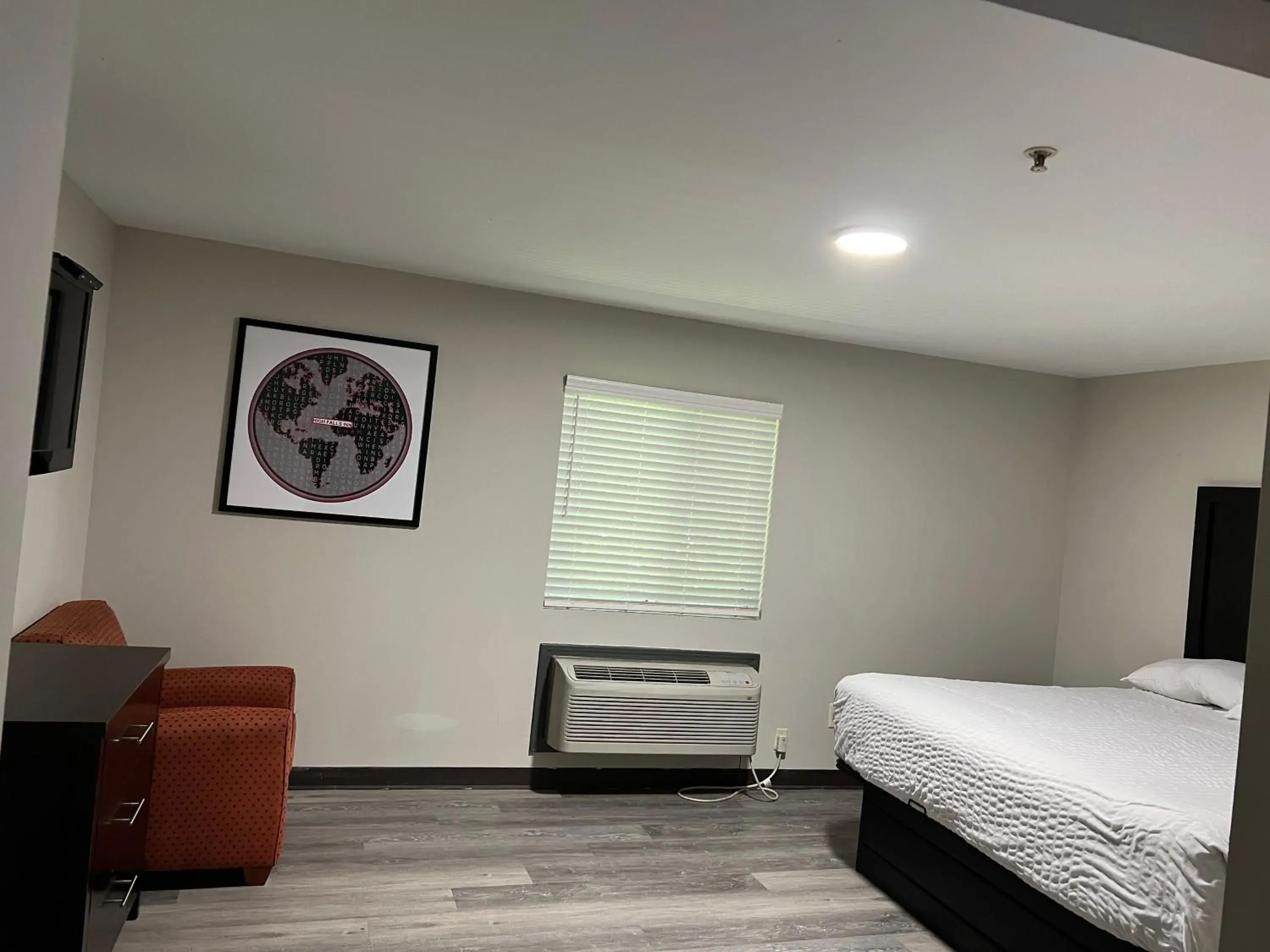 King Suite in High Falls Inn & Suites King Suite in High Falls Inn & Suites