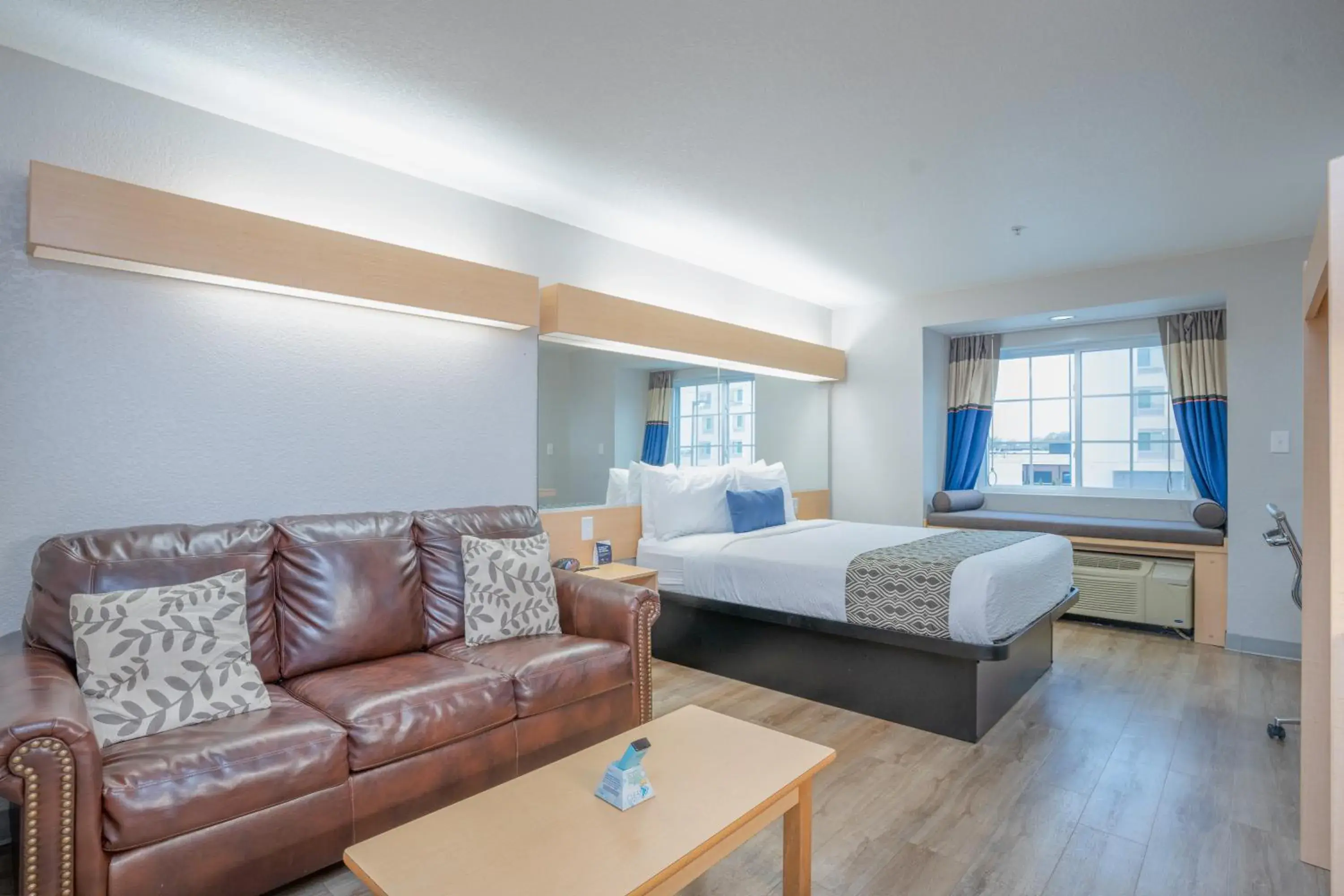 Queen Studio Suite - Non-Smoking in Microtel Inn & Suites by Wyndham Albertville Queen Studio Suite - Non-Smoking in Microtel Inn & Suites by Wyndham Albertville