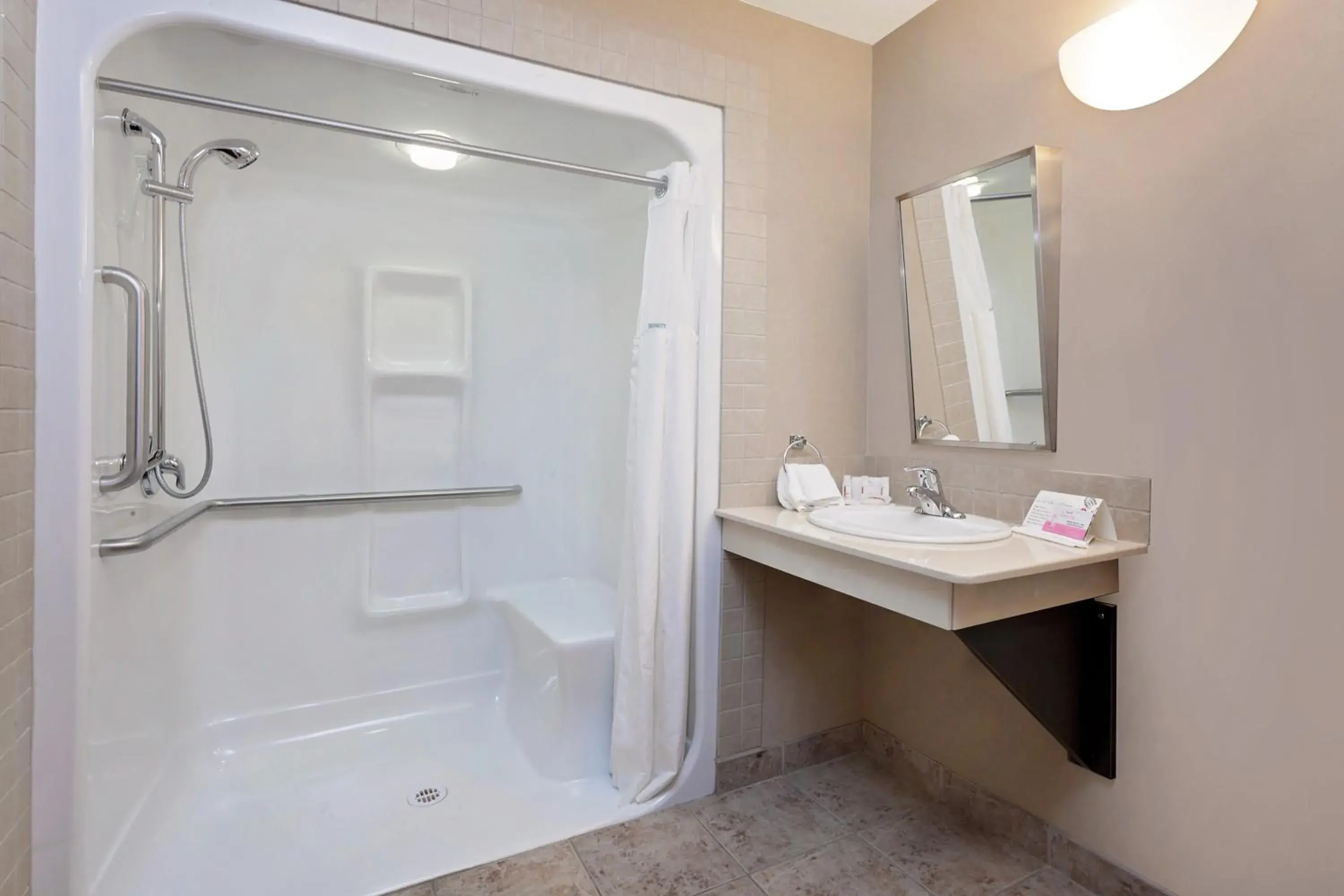 King Room - Disability Access/Non-Smoking in Ramada by Wyndham Stettler King Room - Disability Access/Non-Smoking in Ramada by Wyndham Stettler