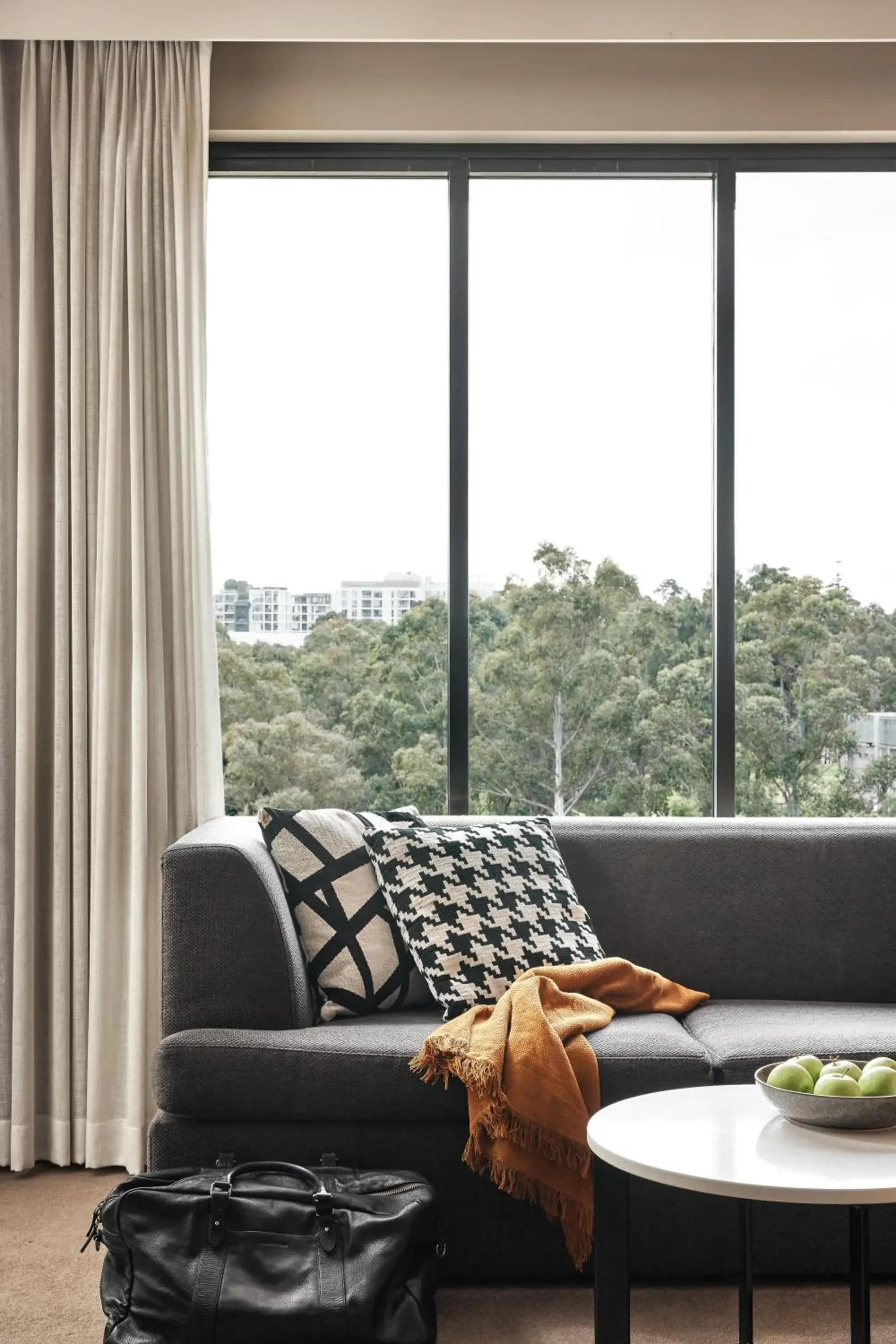 One Bedroom Apartment in Punthill Norwest One Bedroom Apartment in Punthill Norwest