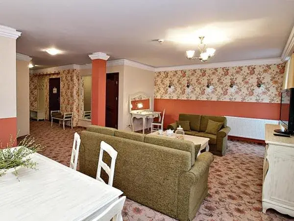 Two-Bedroom Apartment in Hotel Fajkier Two-Bedroom Apartment in Hotel Fajkier