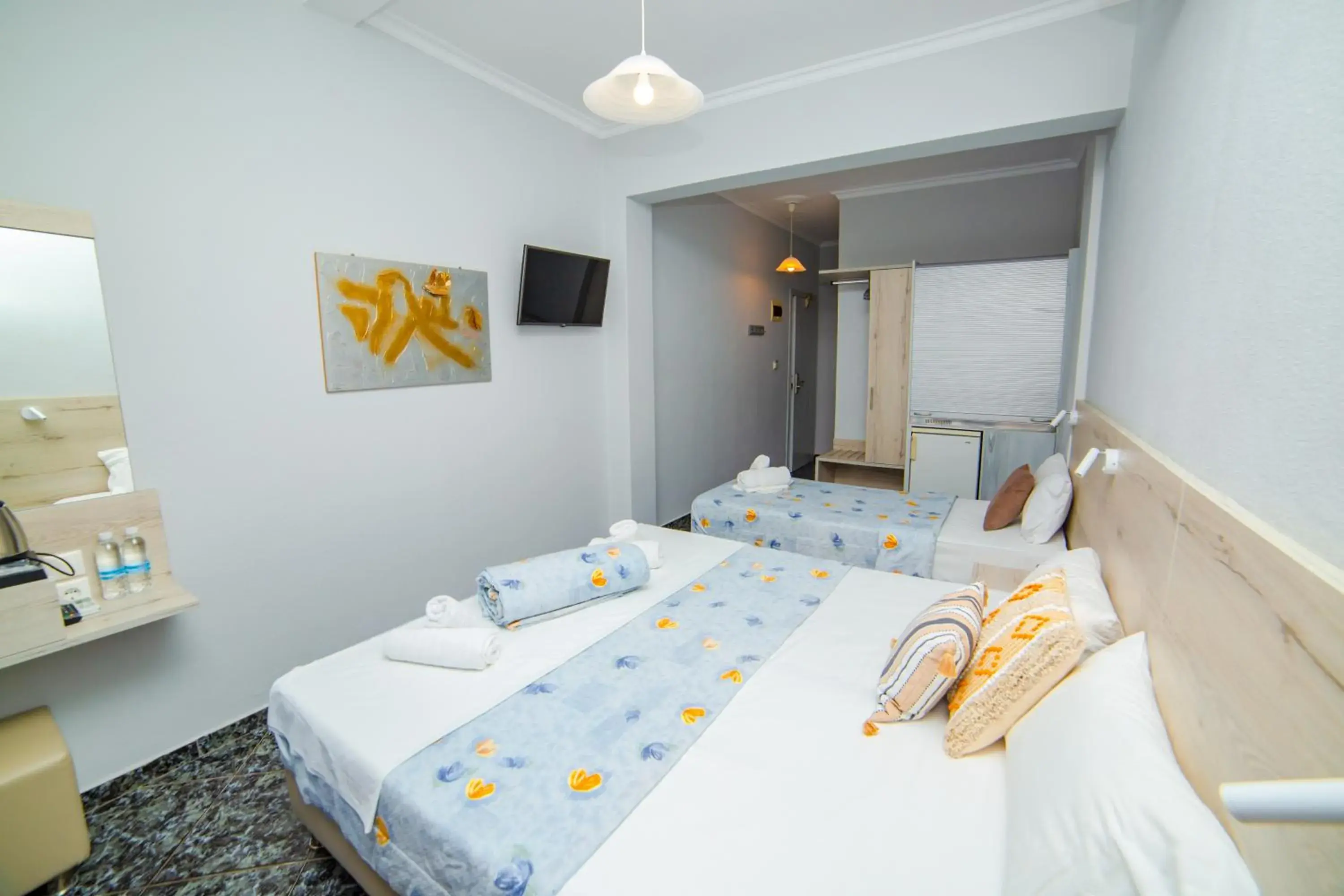 Triple Room with Sea View in Hotel Zefyros Triple Room with Sea View in Hotel Zefyros