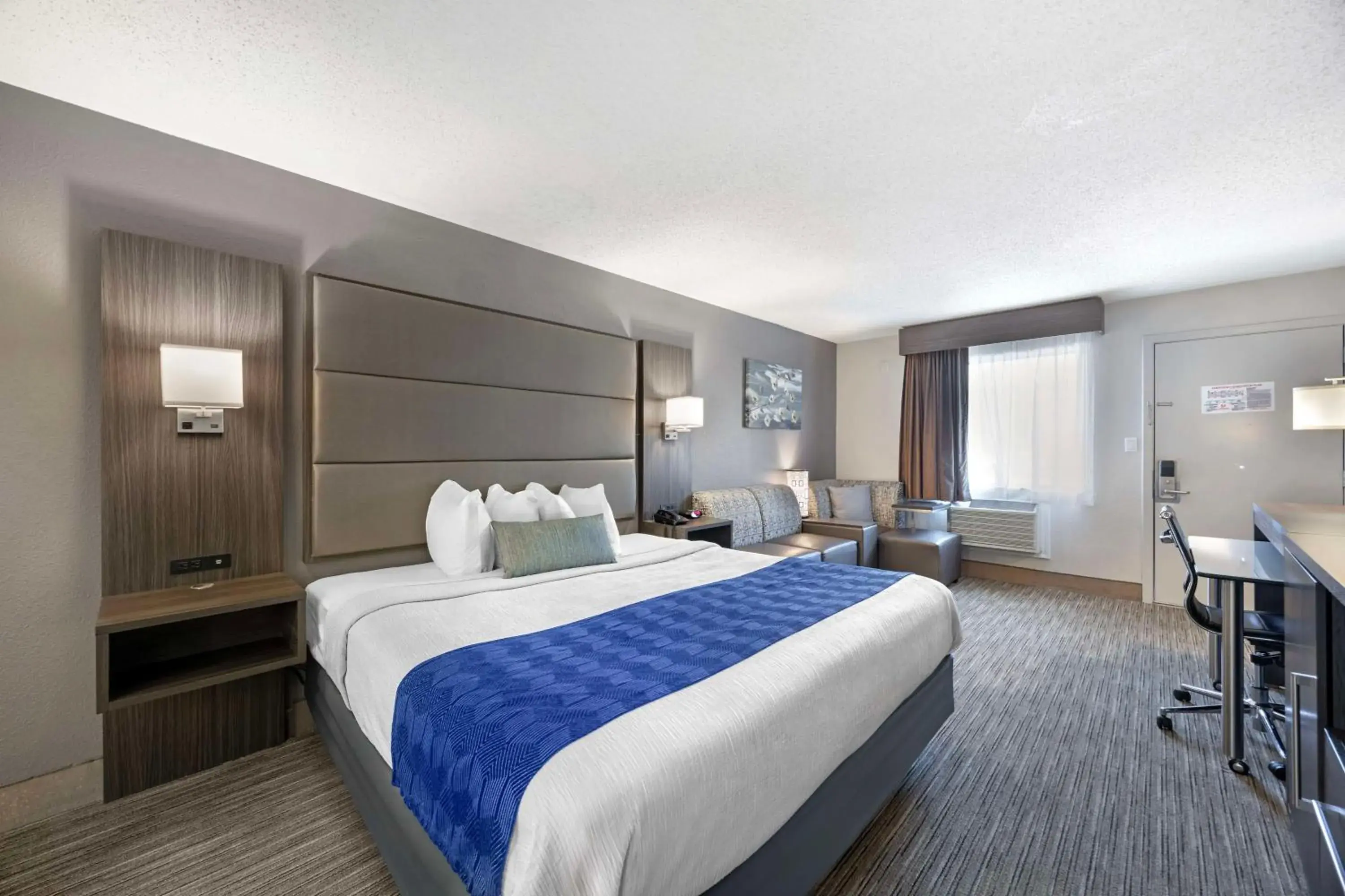 King Room - Disability Access/Non-Smoking in Best Western Dickson King Room - Disability Access/Non-Smoking in Best Western Dickson