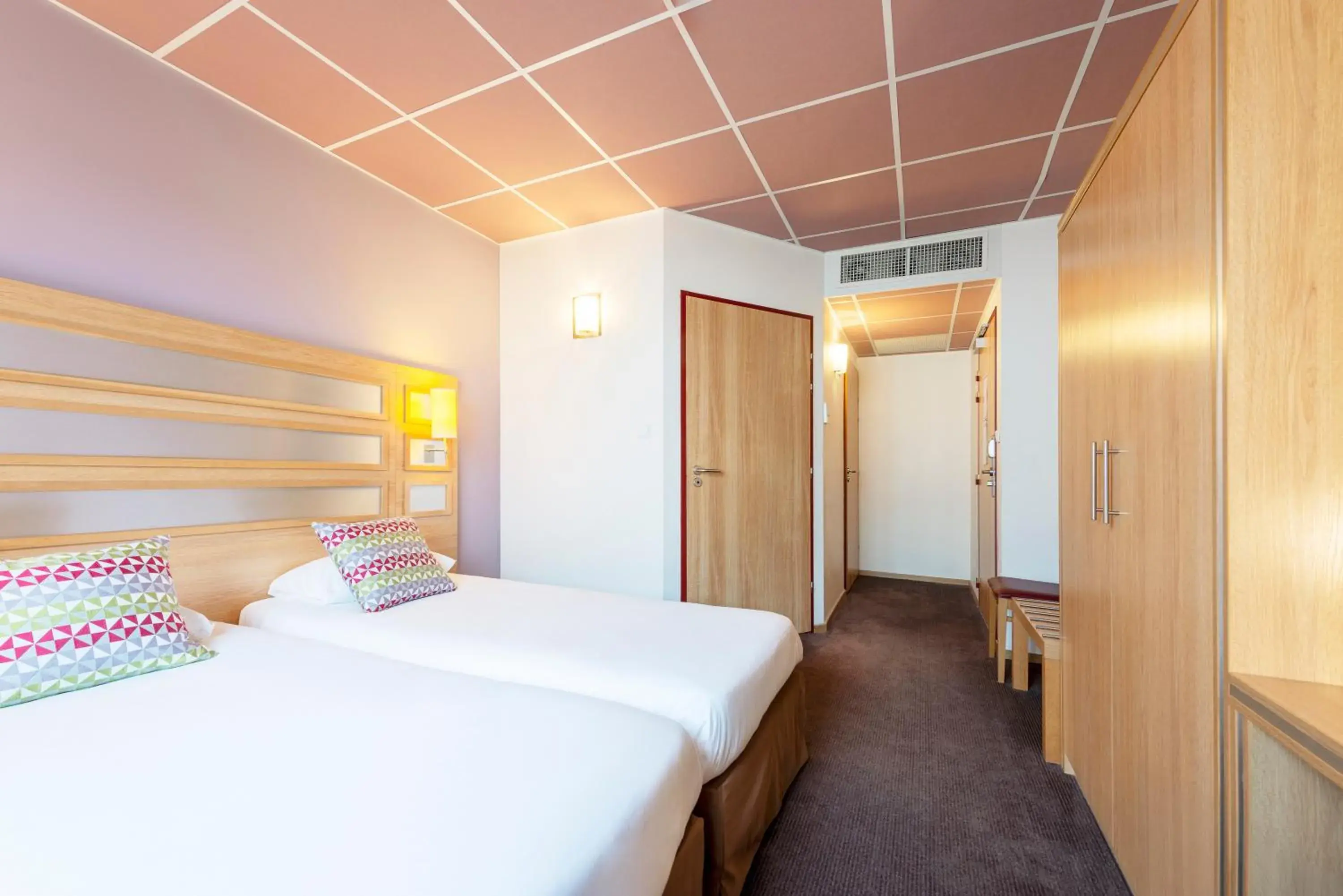 Standard Twin Room in Campanile Metz Nord - Talange Standard Twin Room in Campanile Metz Nord - Talange