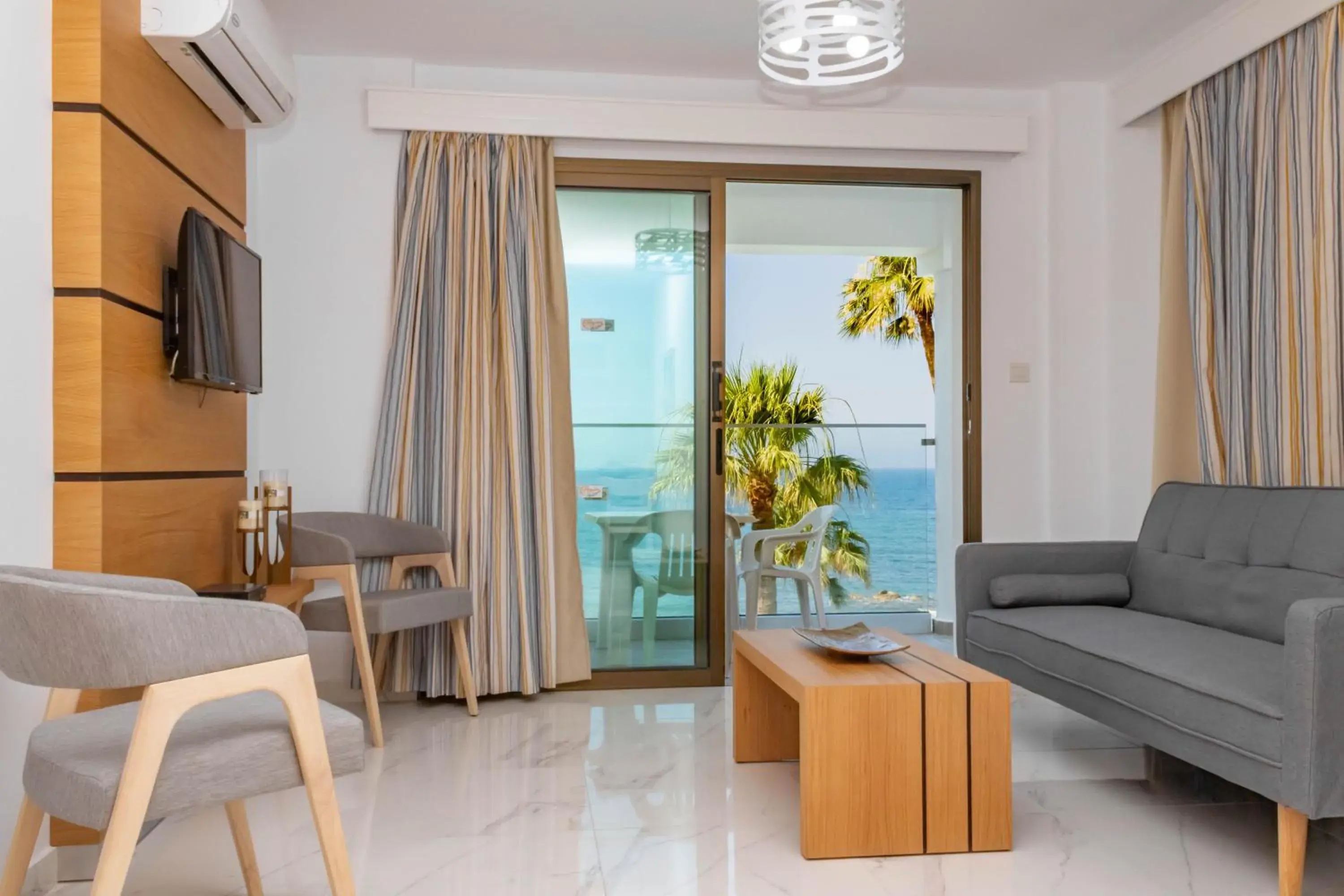 One-Bedroom Apartment in Rododafni Beach Apartments One-Bedroom Apartment in Rododafni Beach Apartments