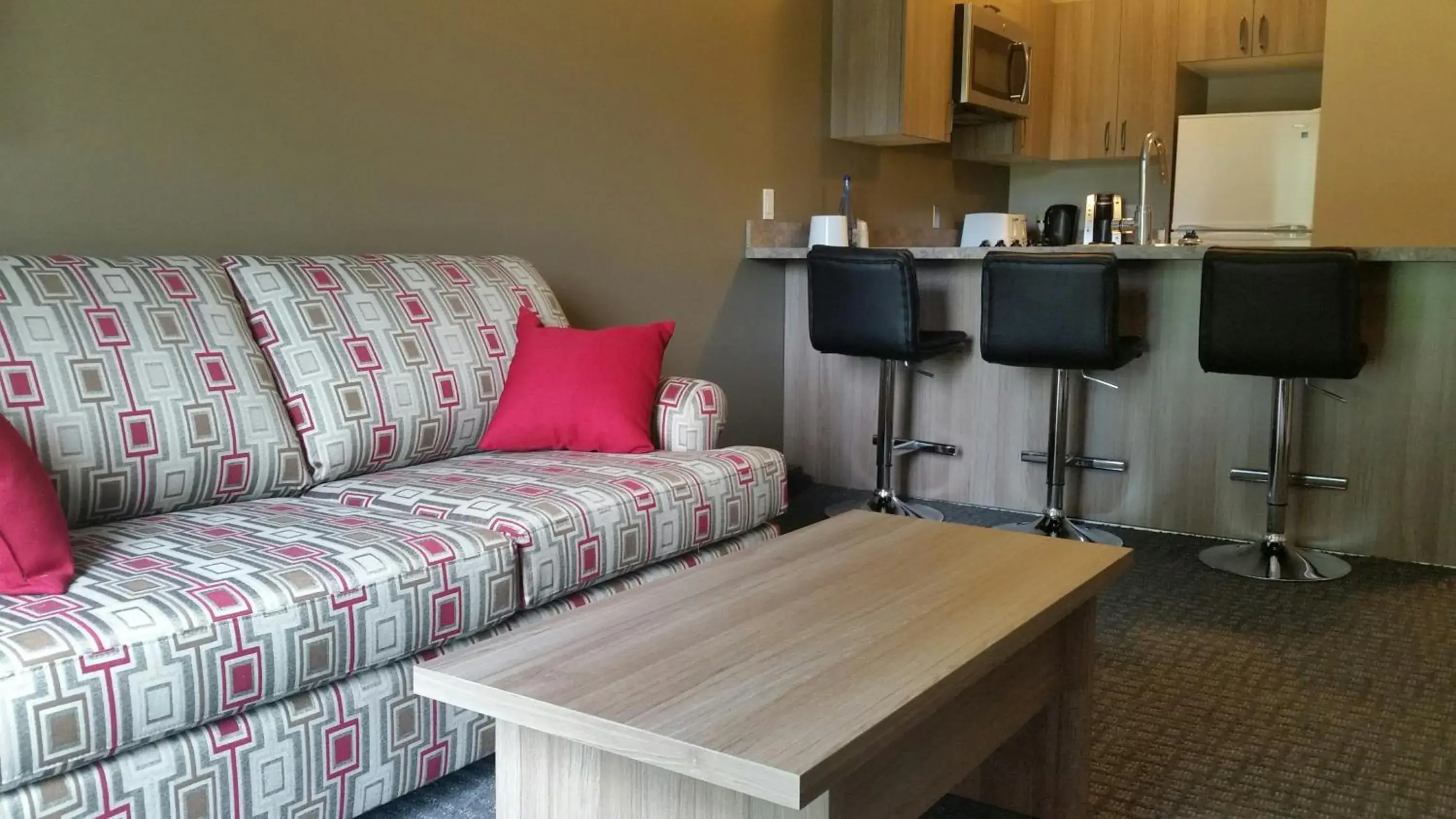 Suite - Disability Access/Non-Smoking in Super 8 by Wyndham Mont Laurier Suite - Disability Access/Non-Smoking in Super 8 by Wyndham Mont Laurier