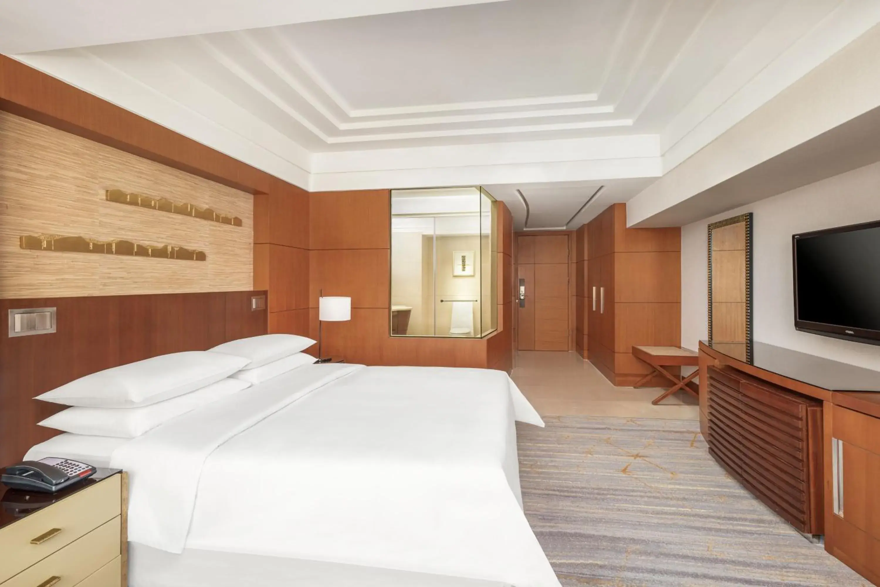 Superior King Room in Sheraton Xiamen Hotel Superior King Room in Sheraton Xiamen Hotel