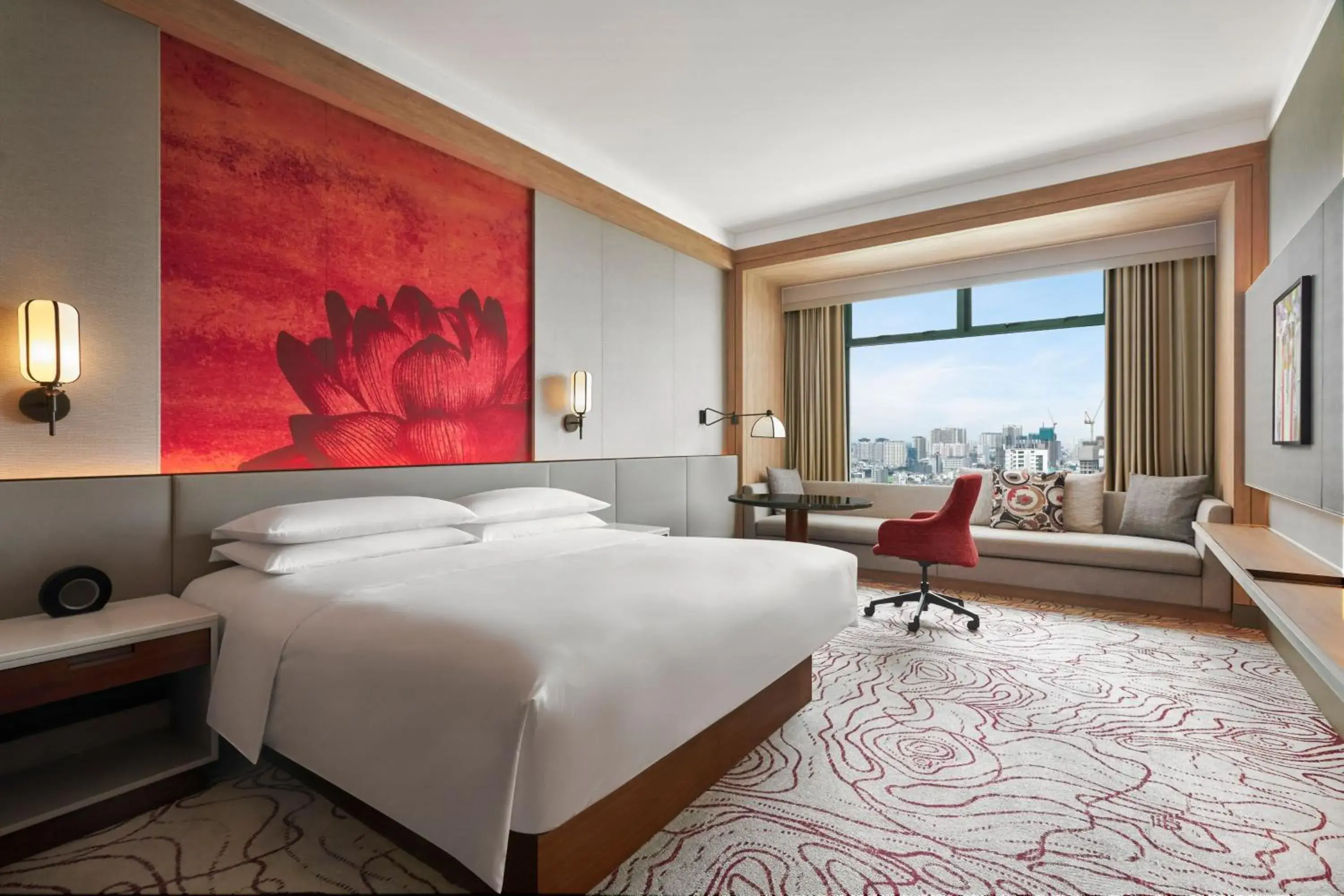 Club Studio King, Club lounge access, Larger Guest room, 1 King in Sheraton Saigon Hotel & Towers Club Studio King, Club lounge access, Larger Guest room, 1 King in Sheraton Saigon Hotel & Towers