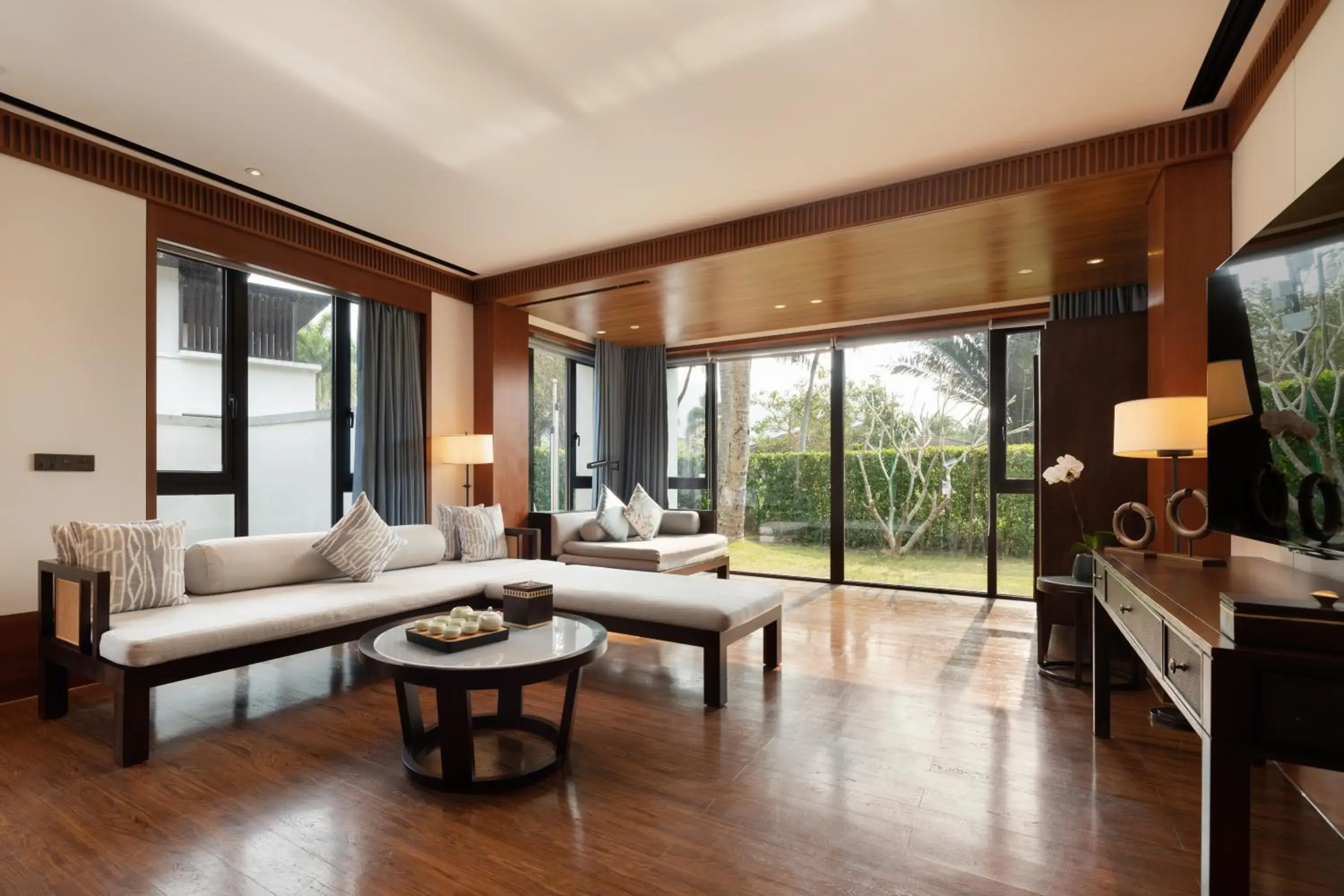 Deluxe Pool Villa with one bedroom in Le Méridien Shimei Bay Beach Resort & Spa Deluxe Pool Villa with one bedroom in Le Méridien Shimei Bay Beach Resort & Spa