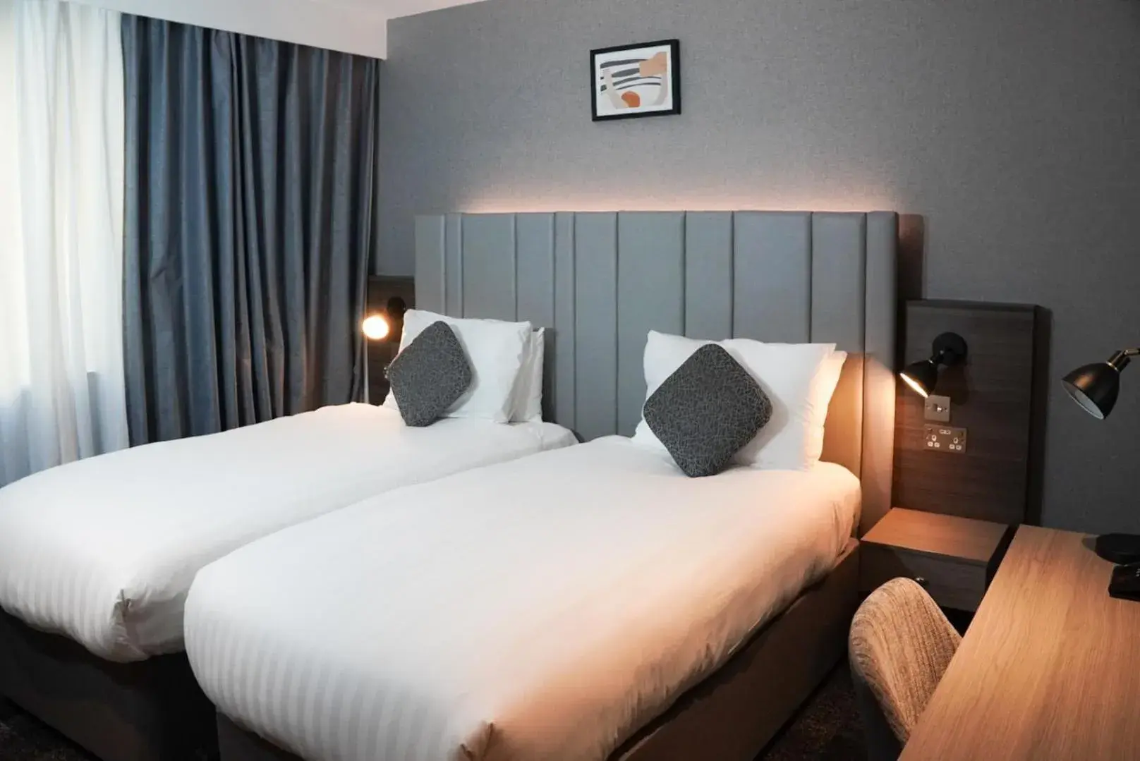 Standard Room in Crowne Plaza London - Kingston by IHG Standard Room in Crowne Plaza London - Kingston by IHG