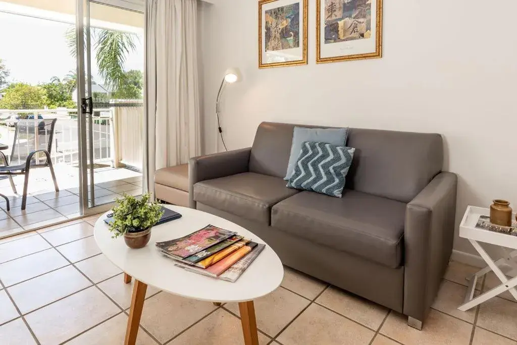 Studio Apartment with Spa Bath in At The Sound Noosa Studio Apartment with Spa Bath in At The Sound Noosa