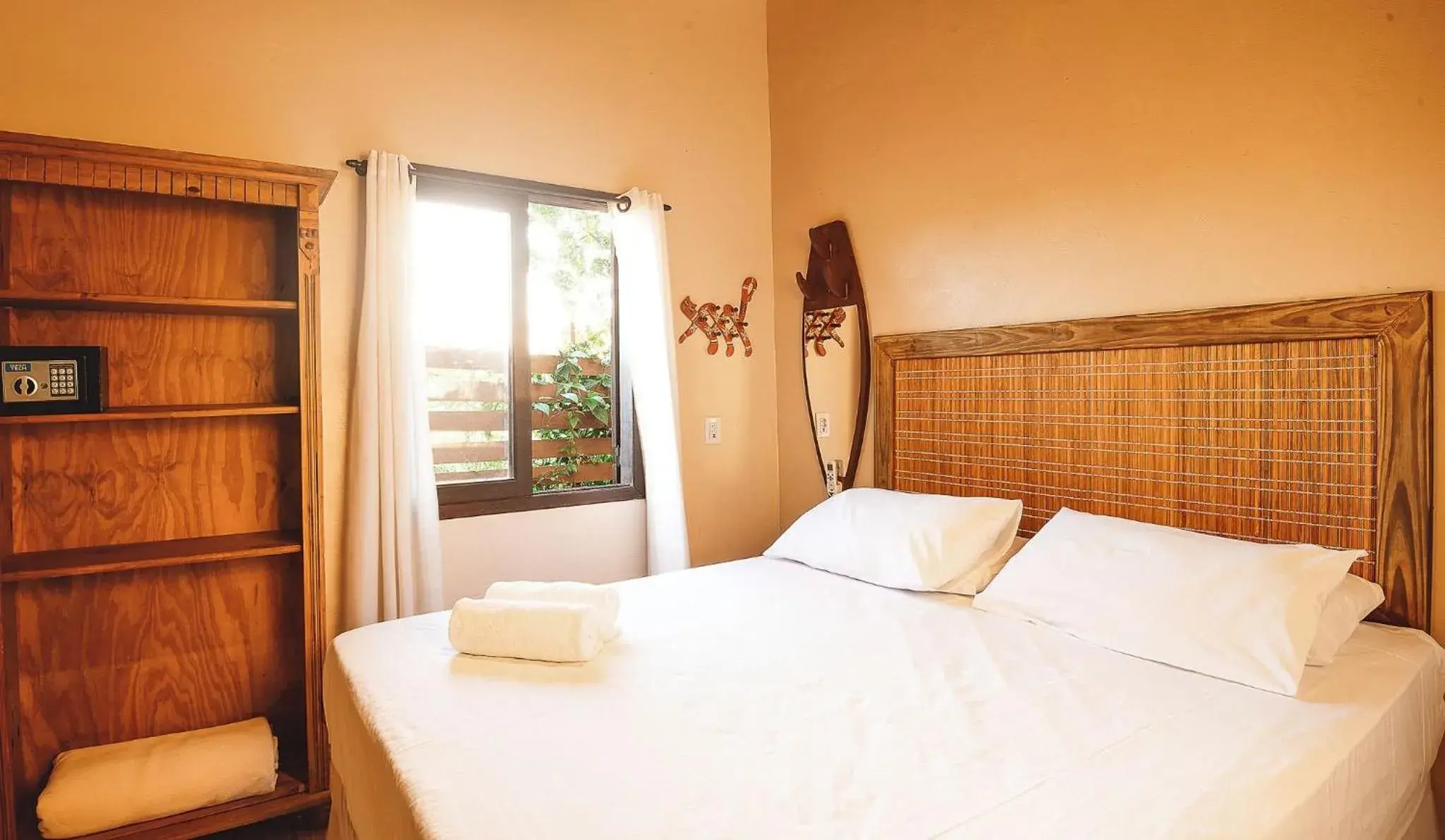 Bungalow with Patio in Pousada Bangalôs do Rosa Bungalow with Patio in Pousada Bangalôs do Rosa