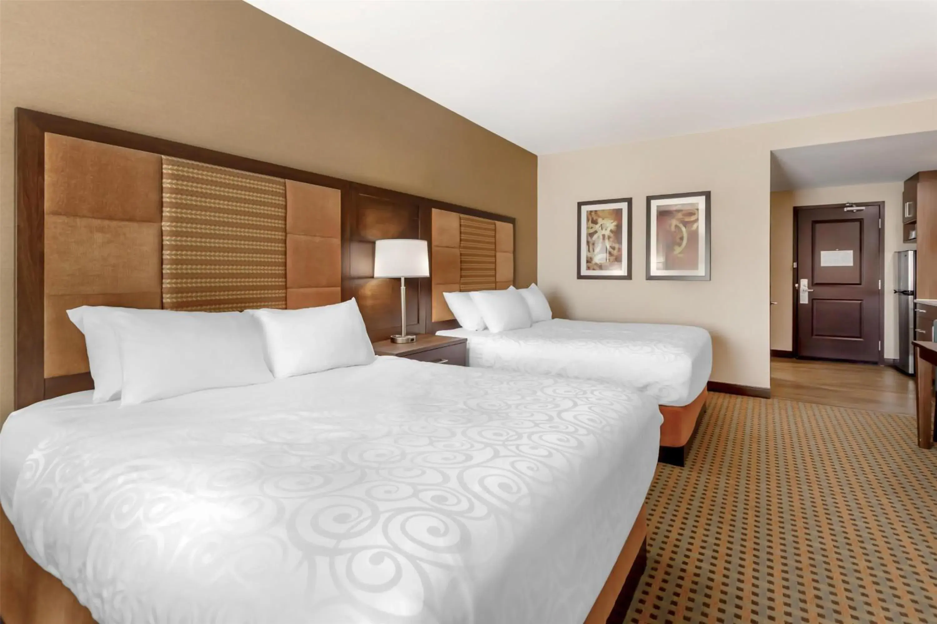 Double Suite with Two Double beds and Kitchen in Best Western Plus Hinton Inn & Suites Double Suite with Two Double beds and Kitchen in Best Western Plus Hinton Inn & Suites