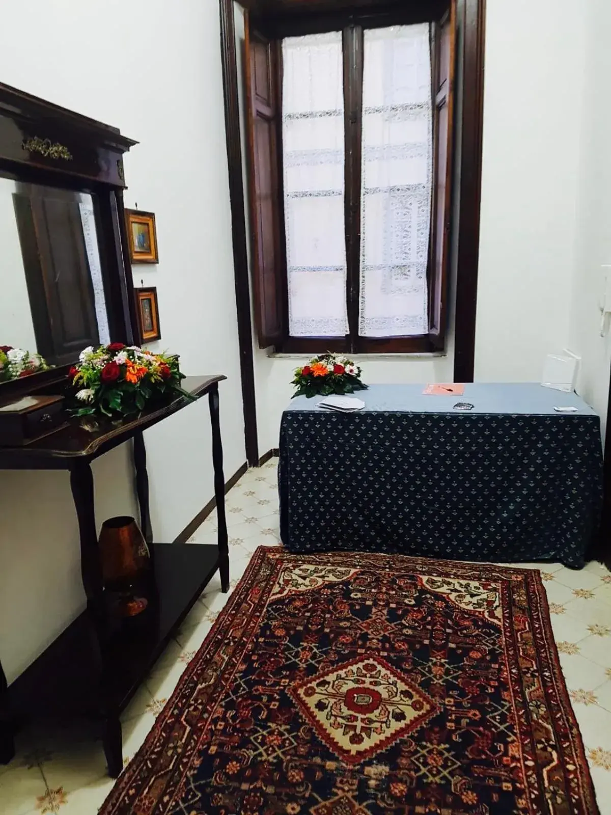 Quadruple Room - single occupancy in Parthenope's home Quadruple Room - single occupancy in Parthenope's home