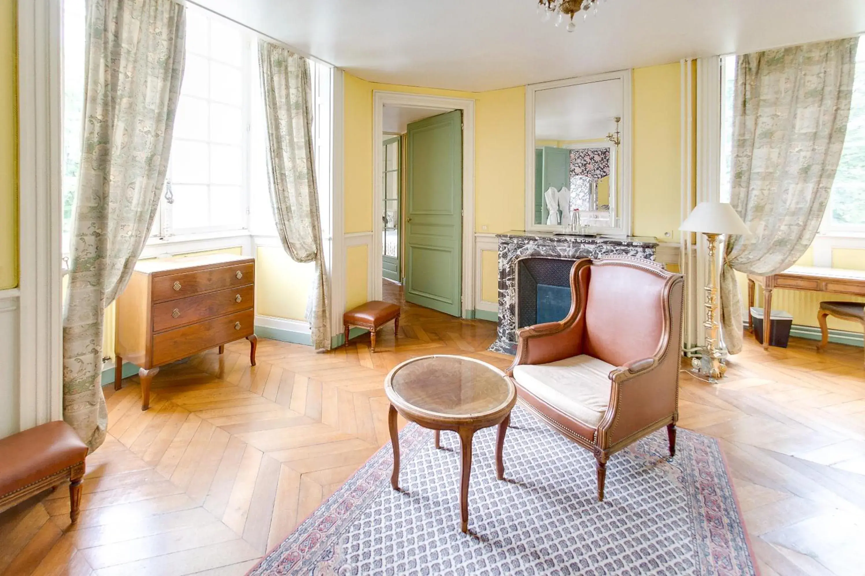 Montmirail comte suite in Château d'Ermenonville Montmirail comte suite in Château d'Ermenonville