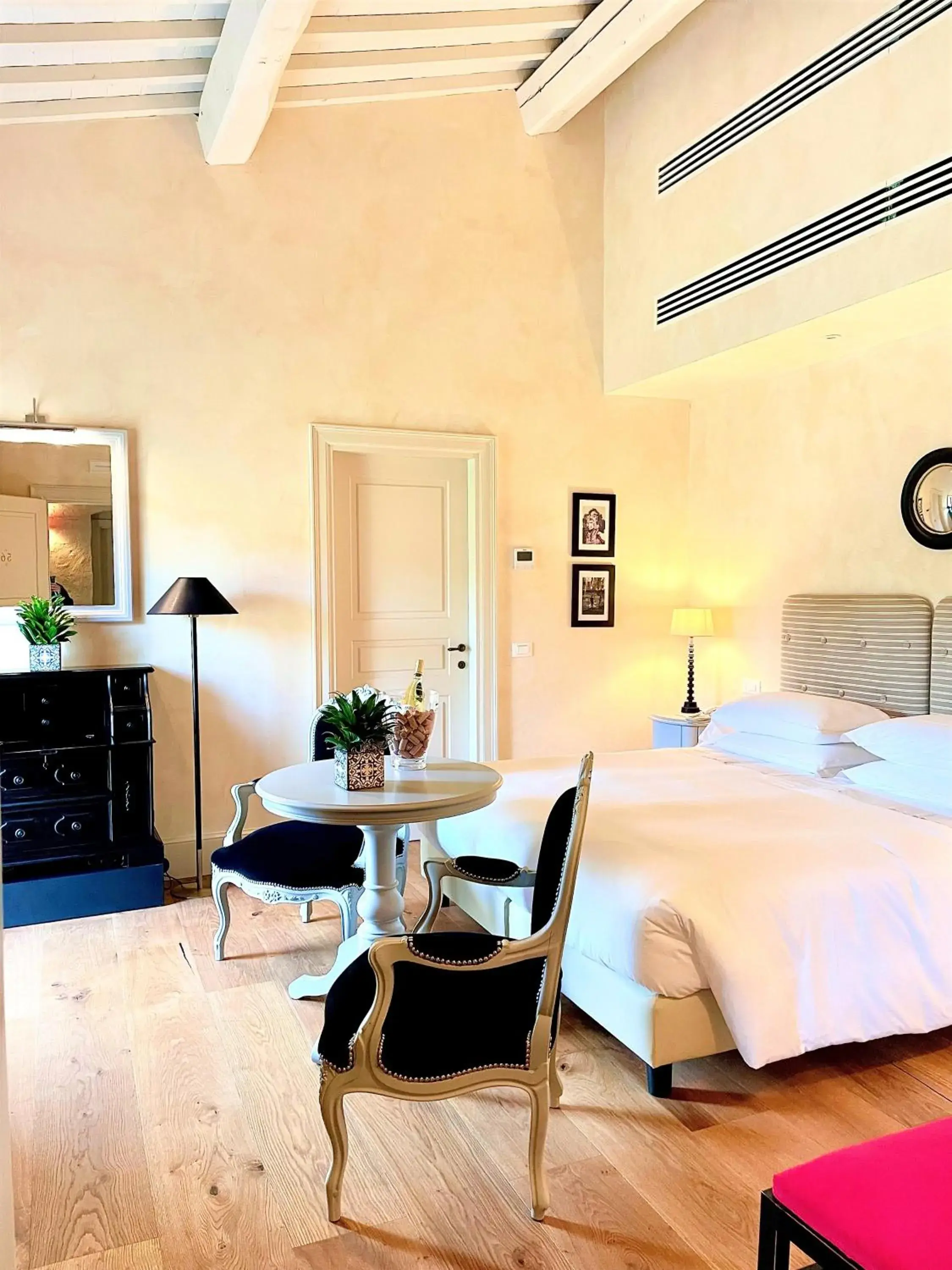 Deluxe Double Room with Garden View in L'Andana Tenuta La Badiola Deluxe Double Room with Garden View in L'Andana Tenuta La Badiola