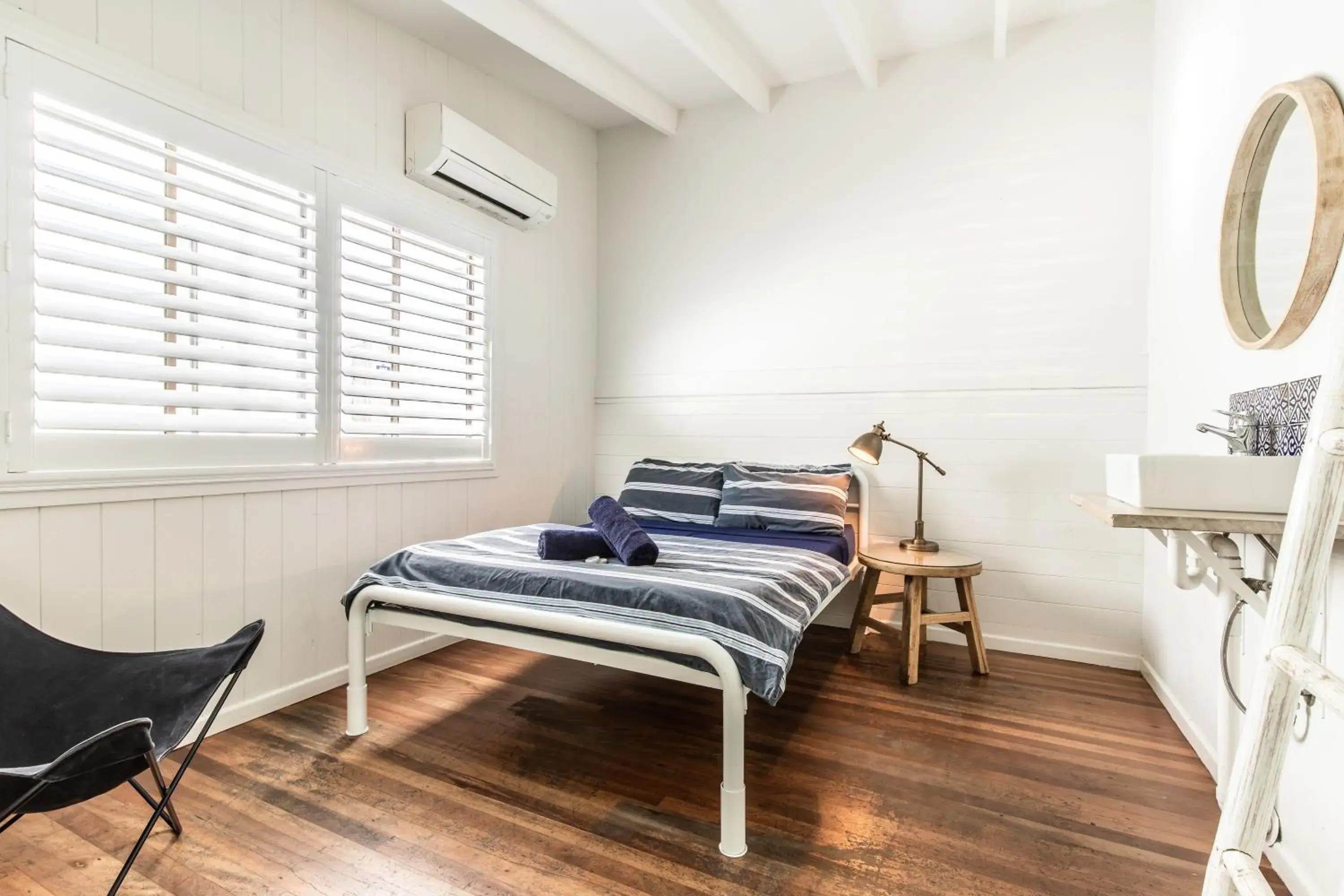 Double Room with Shared Bathroom in Wake Up! Byron Bay Double Room with Shared Bathroom in Wake Up! Byron Bay