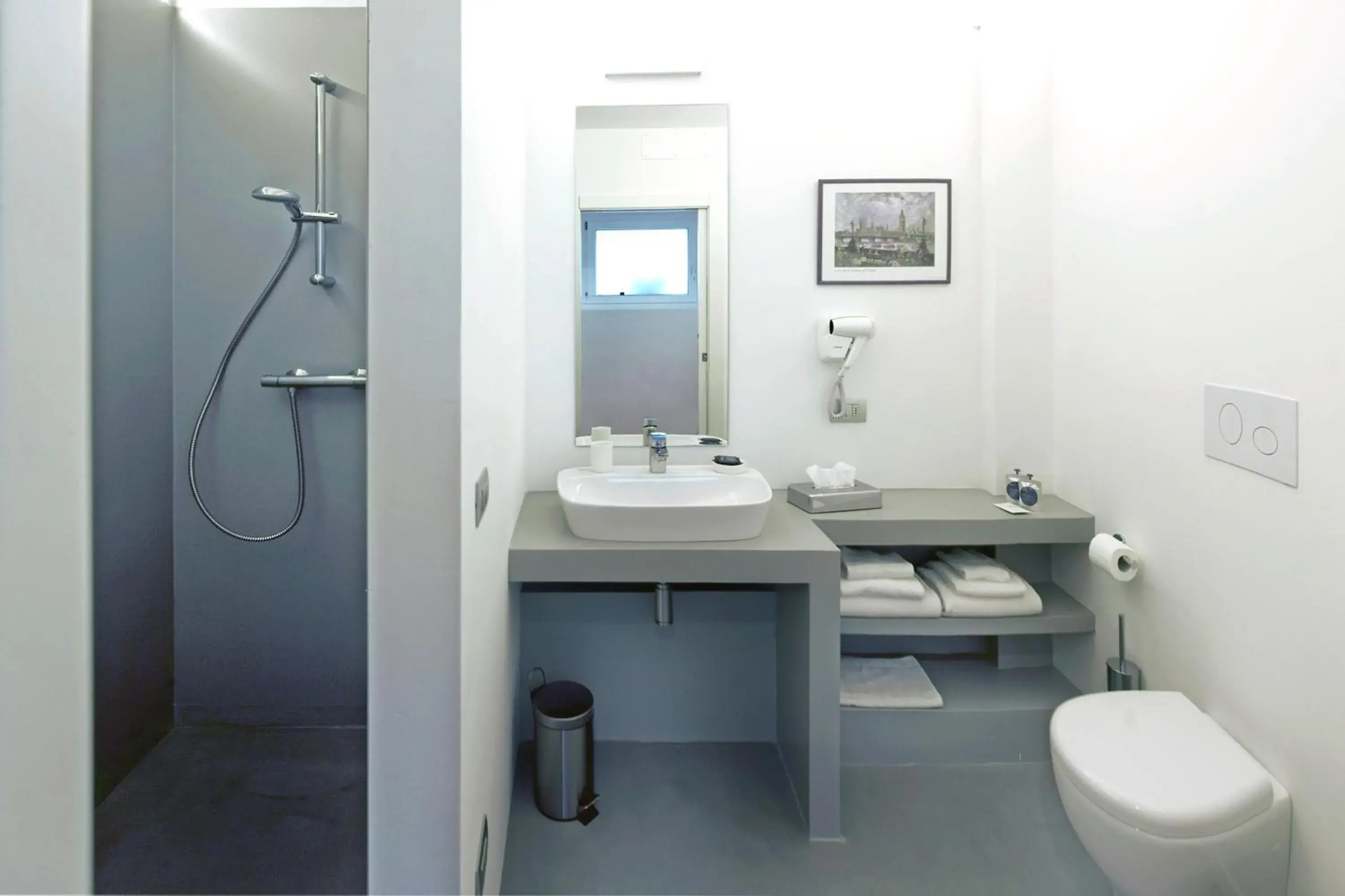 One-Bedroom Suite - single occupancy in Manzoni 124 Bed&Relax One-Bedroom Suite - single occupancy in Manzoni 124 Bed&Relax