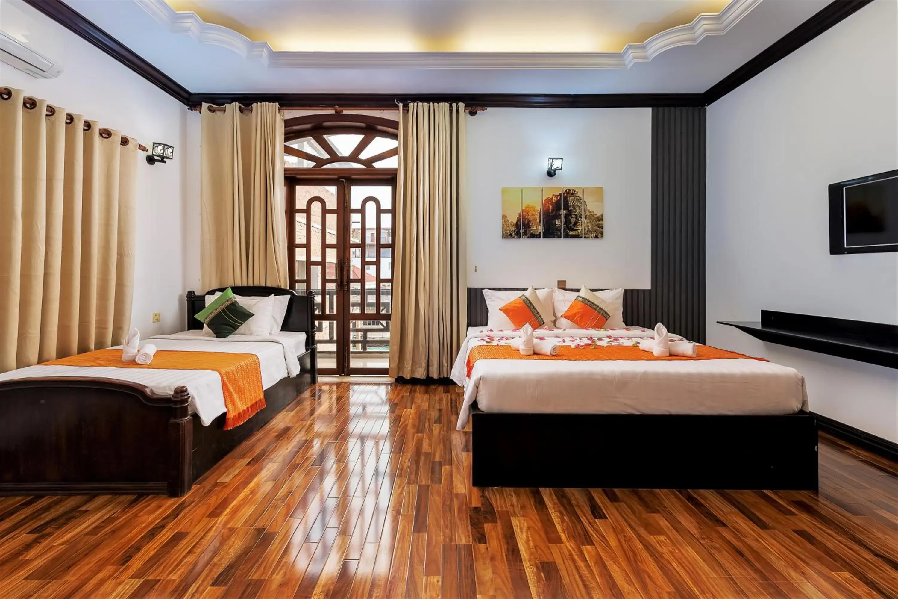 Family Suite - Free Pickup in Siem Reap Urban Boutique Hotel Family Suite - Free Pickup in Siem Reap Urban Boutique Hotel