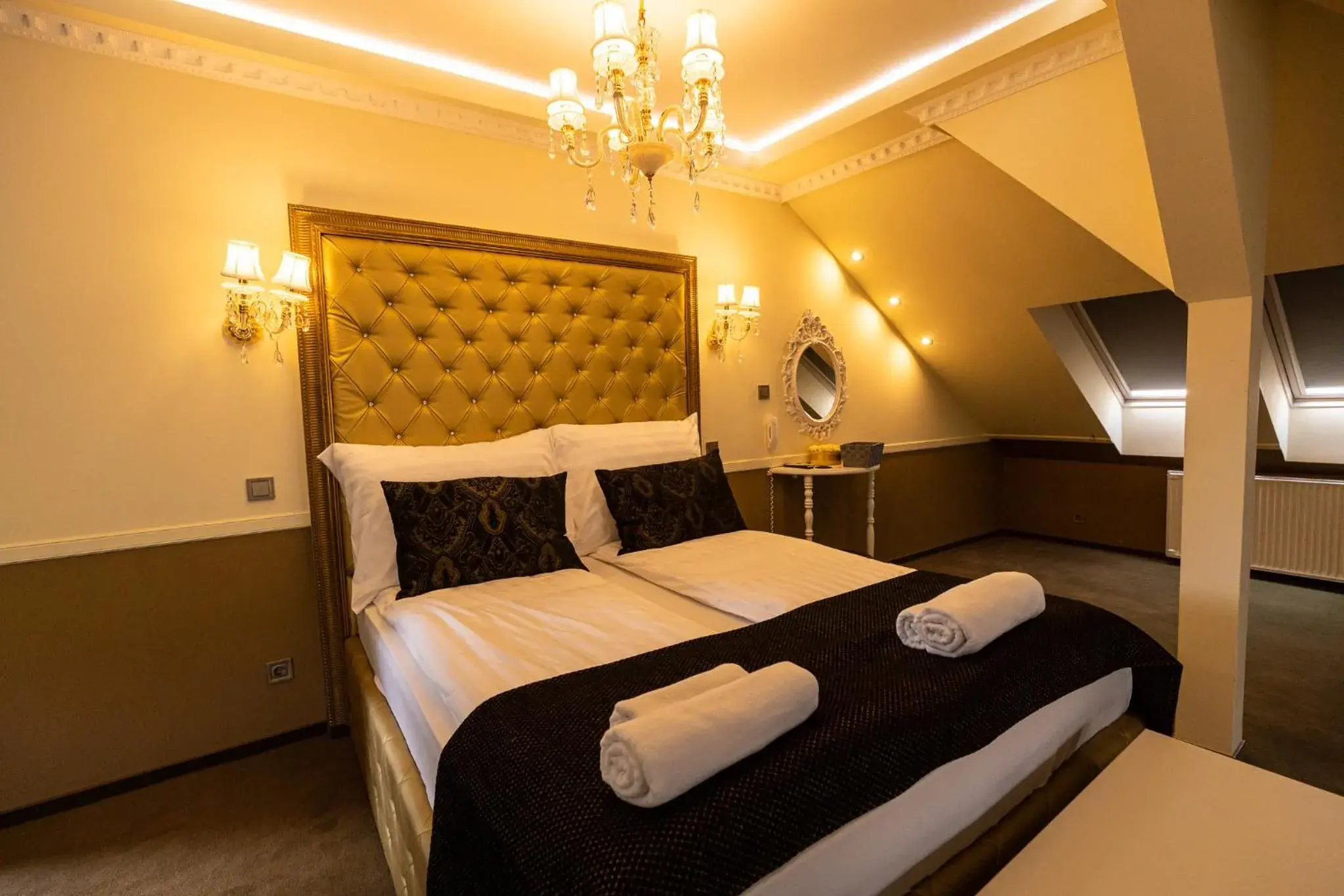 Deluxe Double Room - single occupancy in Palazzo Deluxe Double Room - single occupancy in Palazzo