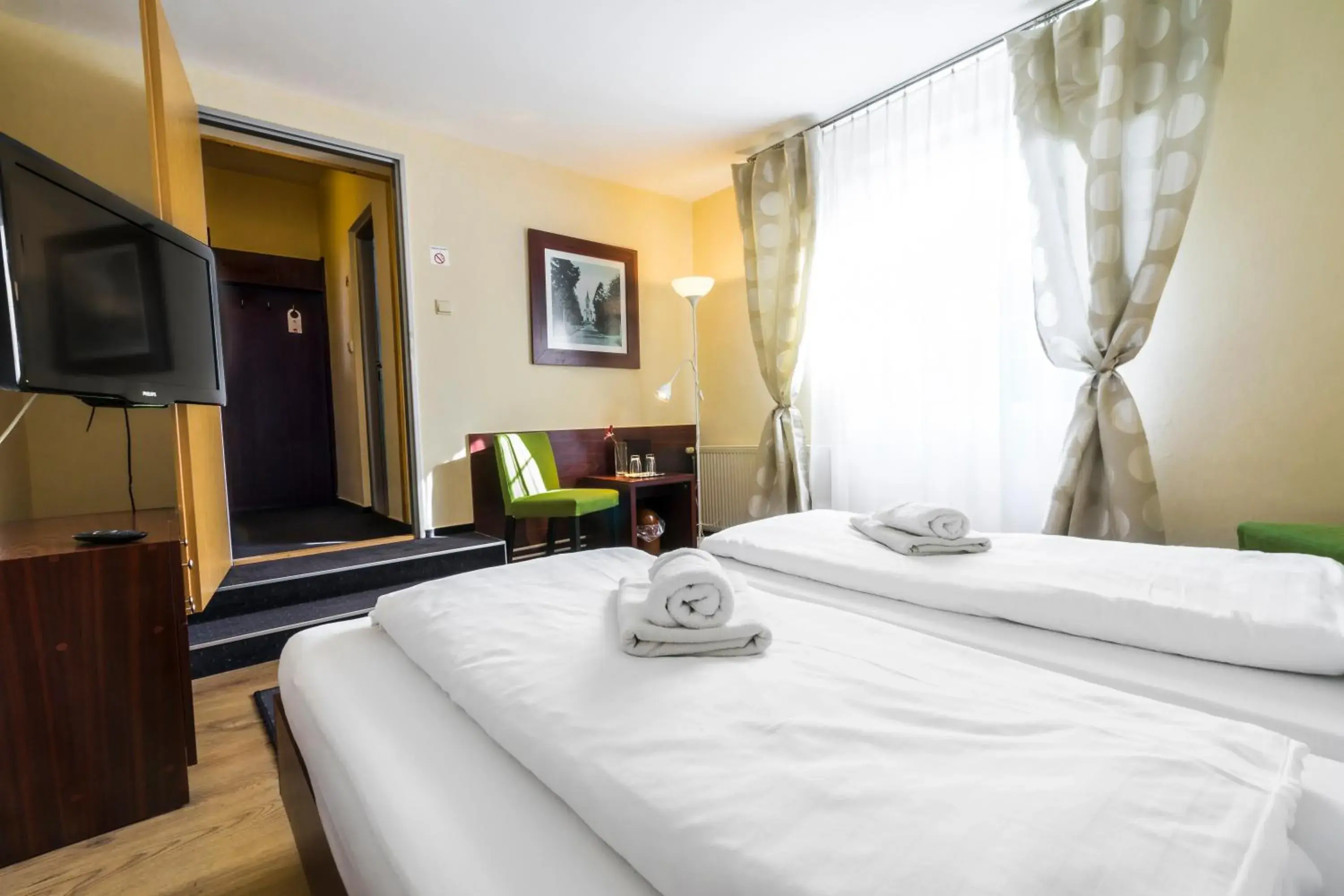 Double Room in Penzión Talisman Double Room in Penzión Talisman